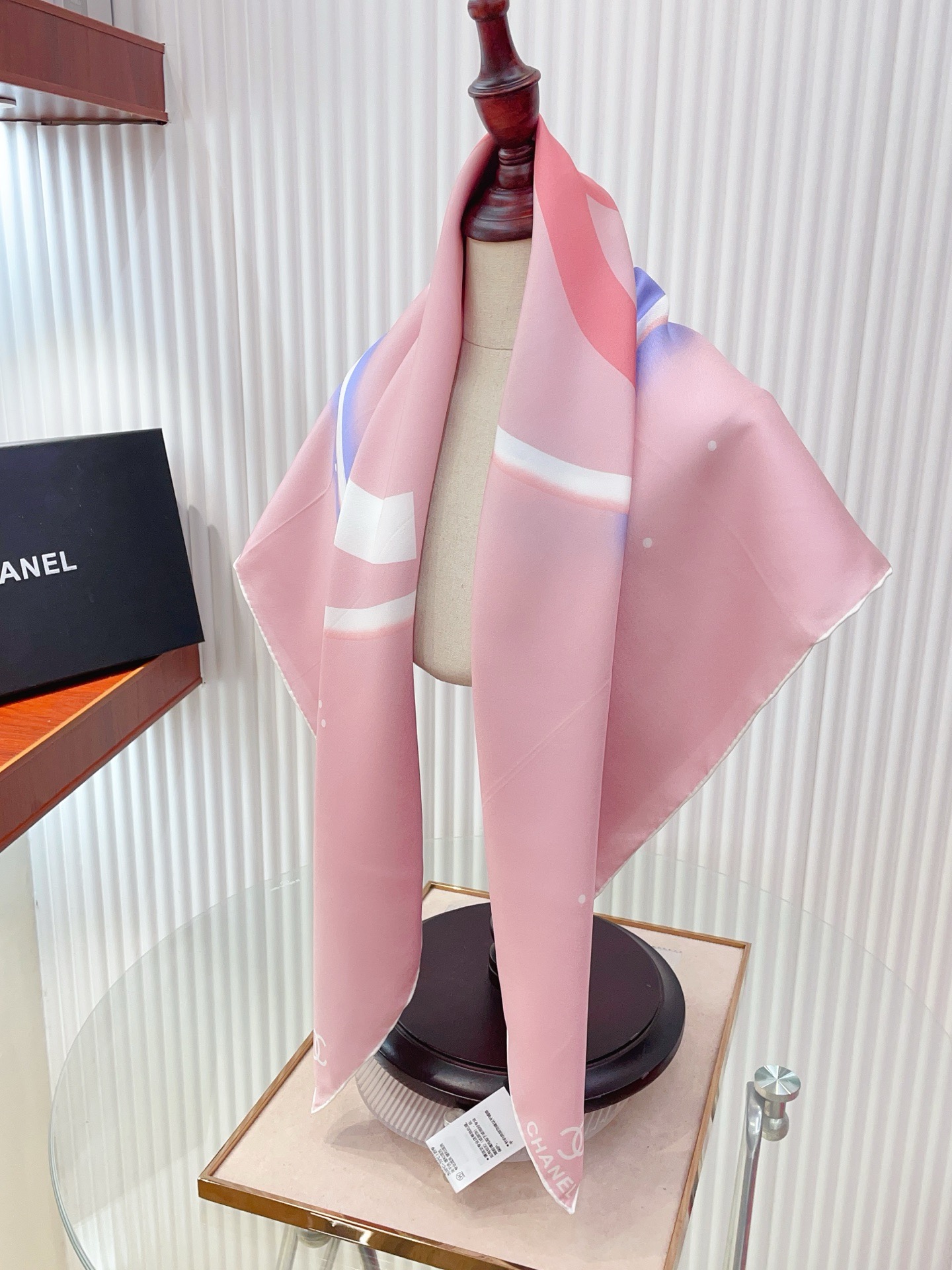 🆕 ✨✨【18姆米 双面同色】新款小香‼️美翻了[流泪]最新御用殿堂级极品‼️经典元素图案设计风格❗️美丽至极 真的 上