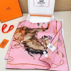🆕 ✨✨【18姆米 双面同色】H**S真丝新款🆕👏👏买了都说好看‼️推荐💕【纵意驰骋 90】真丝方巾,顶级工艺超值‼ 🆕 ✨✨【18姆米 双面同色】H**S真丝新款🆕👏👏买了都说好看‼️推荐💕【纵意驰骋 90】真丝方巾,顶级工艺超值‼