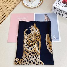 🆕 ✨✨同步上架 小红书同款 家买了都说好看【双豹子🐆羊绒长巾】‼️推荐💕顶级工艺超值‼️专柜爆款🎁🎁羊绒长巾💟豹纹呈现 🆕 ✨✨同步上架 小红书同款 家买了都说好看【双豹子🐆羊绒长巾】‼️推荐💕顶级工艺超值‼️专柜爆款🎁🎁羊绒长巾💟豹纹呈现