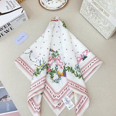 ✨✨【18姆米 双面同色】高级感爆棚❗️CD高级时髦风‼️配色非常考究,图案匠心,上身简直美得太惊艳了❤️融入日常的单品 ✨✨【18姆米 双面同色】高级感爆棚❗️CD高级时髦风‼️配色非常考究,图案匠心,上身简直美得太惊艳了❤️融入日常的单品