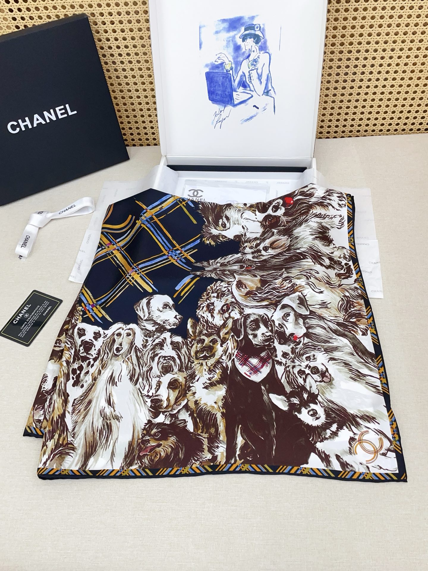✨✨【18姆米 双面同色】新款小香‼️美翻了[流泪]最新御用殿堂级极品‼️经典元素图案设计风格❗️美丽至极 真的 上身极