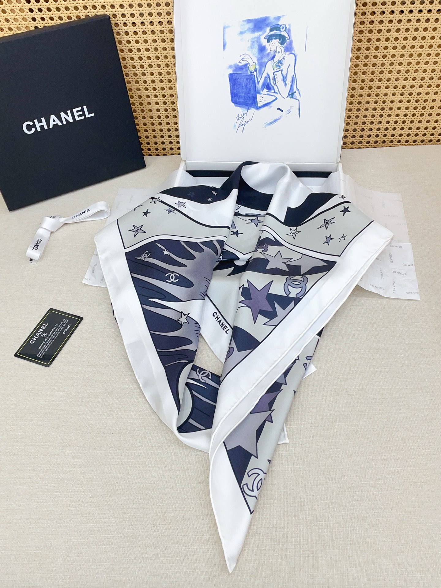 ✨✨【18姆米 双面同色】新款小香‼️美翻了[流泪]最新御用殿堂级极品‼️经典元素图案设计风格❗️美丽至极 真的 上身极