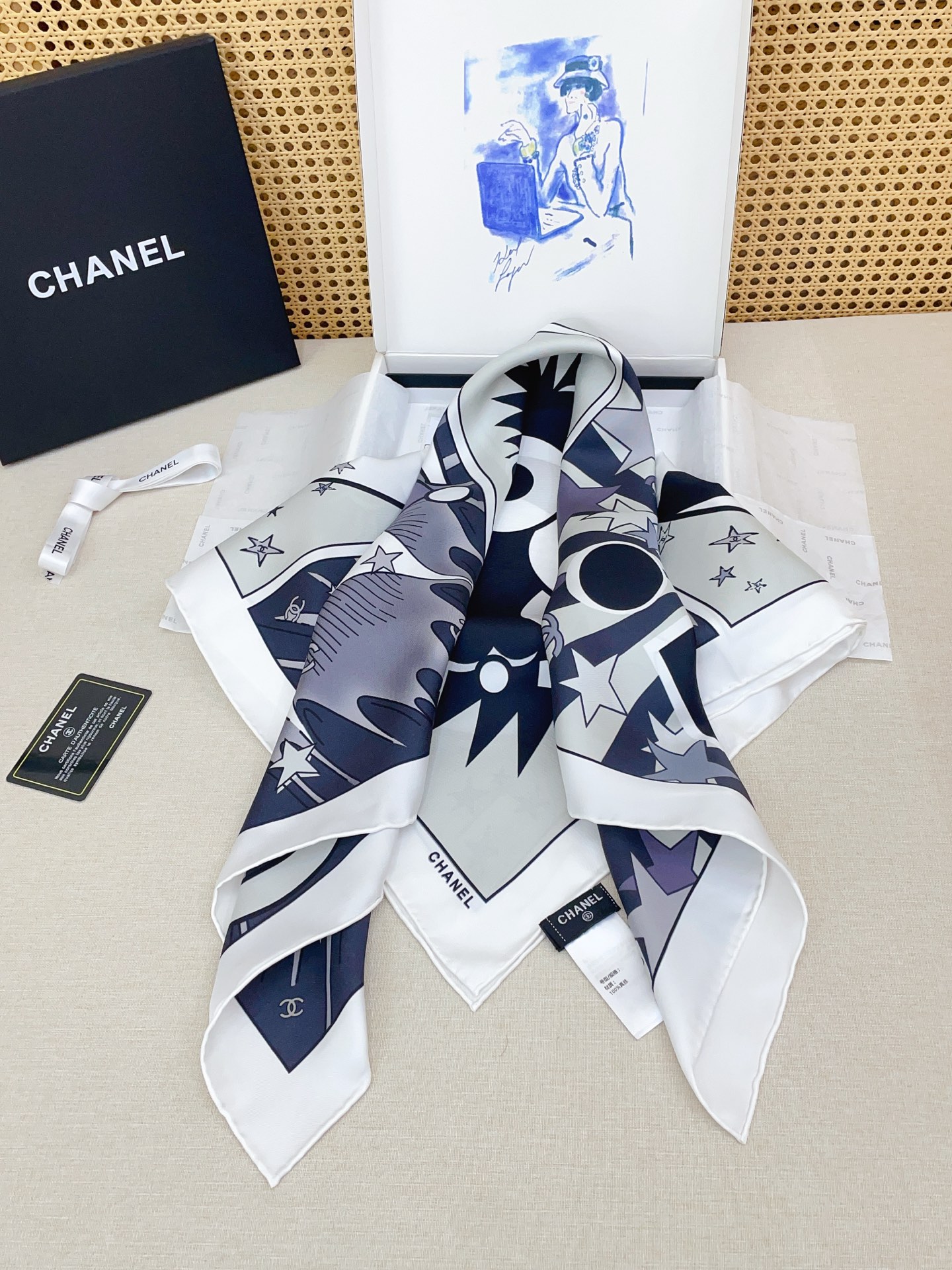 ✨✨【18姆米 双面同色】新款小香‼️美翻了[流泪]最新御用殿堂级极品‼️经典元素图案设计风格❗️美丽至极 真的 上身极