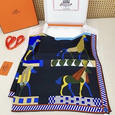 ✨✨【18姆米 双面同色】H**S真丝新款🆕👏👏买了都说好看‼️推荐💕【全速前进 90】真丝方巾,顶级工艺超值‼️专柜爆 ✨✨【18姆米 双面同色】H**S真丝新款🆕👏👏买了都说好看‼️推荐💕【全速前进 90】真丝方巾,顶级工艺超值‼️专柜爆