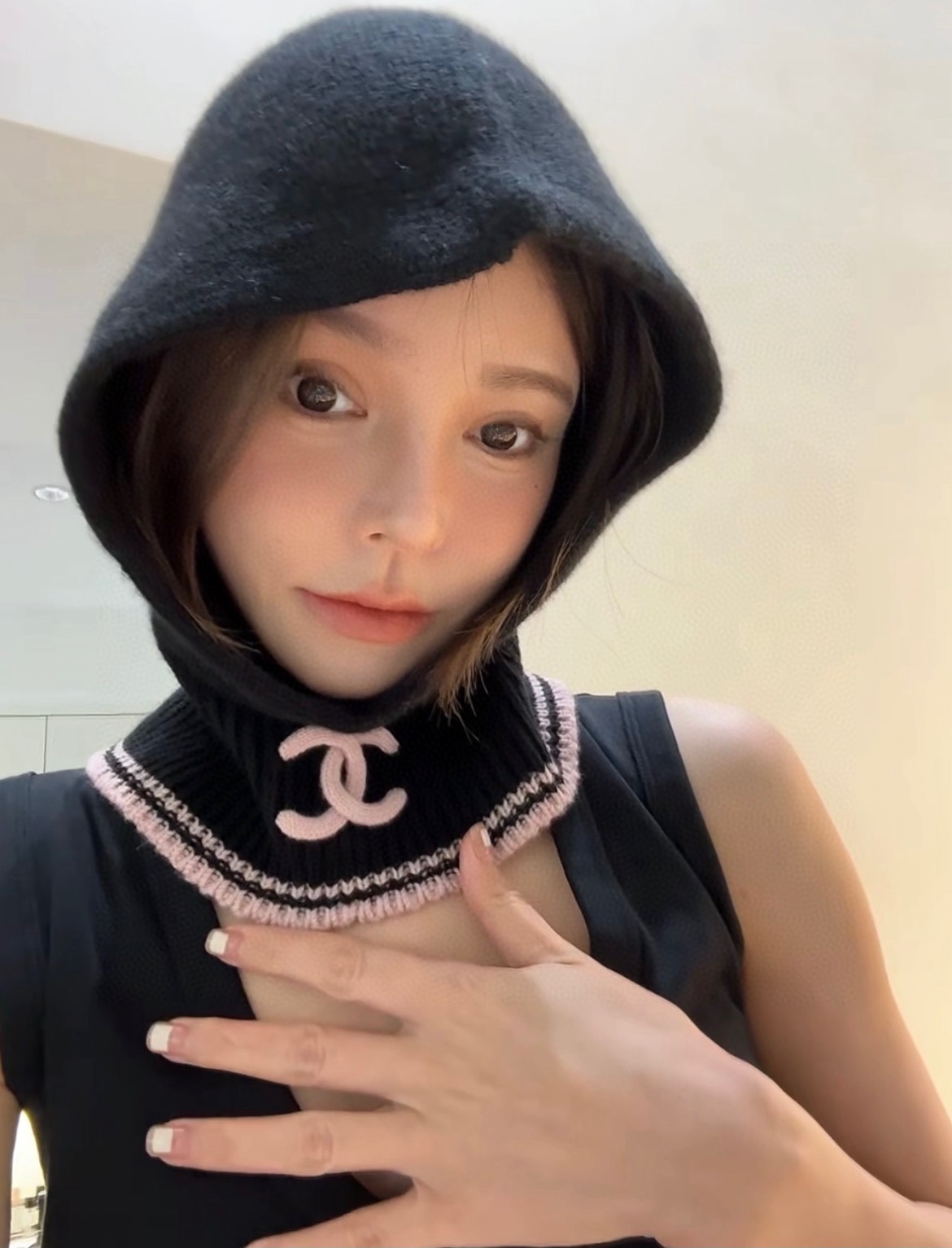 ✨✨小香独家牛货🐂【小香针织围脖连帽】‼️是围脖，又是帽子，加厚纯羊绒非常舒适温暖，一次满足您多种保暖用途，低调奢华，全