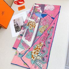 ✨✨【双面同色 丝毛款】H家羊绒新款 买了都说好看‼️推荐💕【诗意遨游 140】羊绒方巾‼️H家ZG爆款🎁💟立体呈现图案 ✨✨【双面同色 丝毛款】H家羊绒新款 买了都说好看‼️推荐💕【诗意遨游 140】羊绒方巾‼️H家ZG爆款🎁💟立体呈现图案