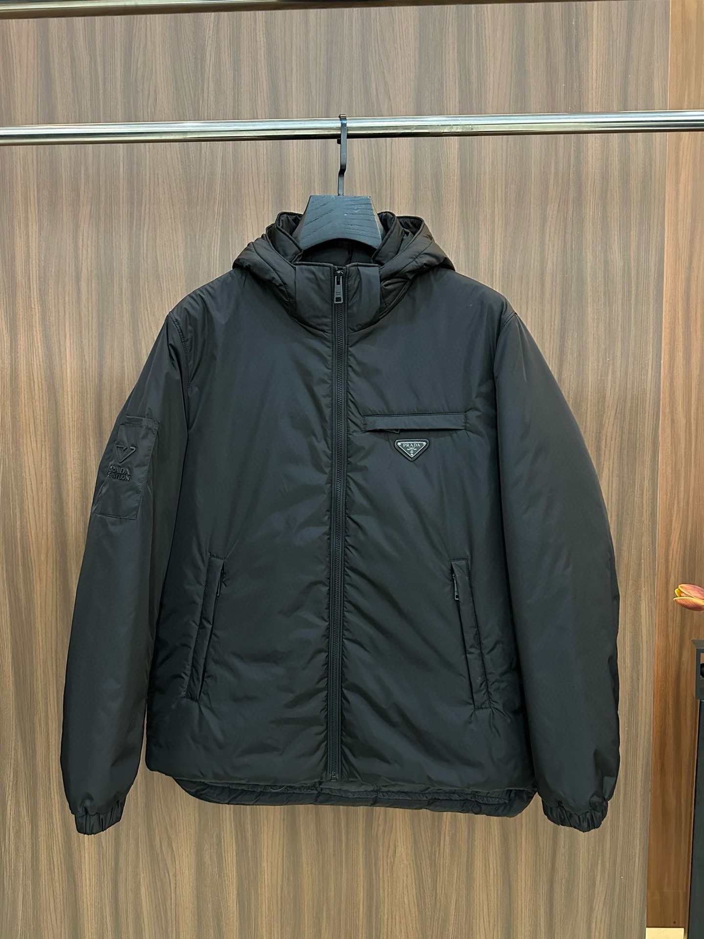 Prada Kleding Bontmantel AAA -kwaliteitsreplica
 Wit Mannen Witte eend naar beneden Herfst/winter collectie Fashion L599041