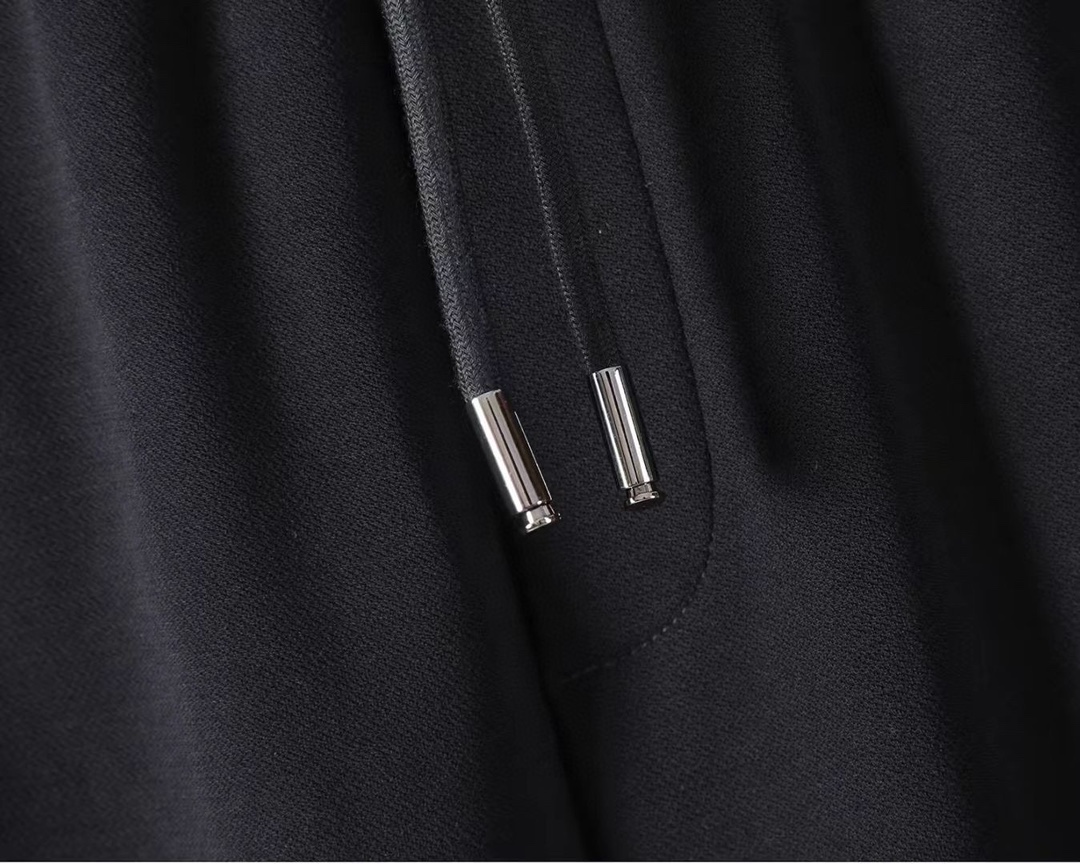 Loewe罗意威 硬货推荐！2025秋冬专柜新品大爆款高端休闲裤松紧裤！奢华品牌logo重工艺点缀 随意