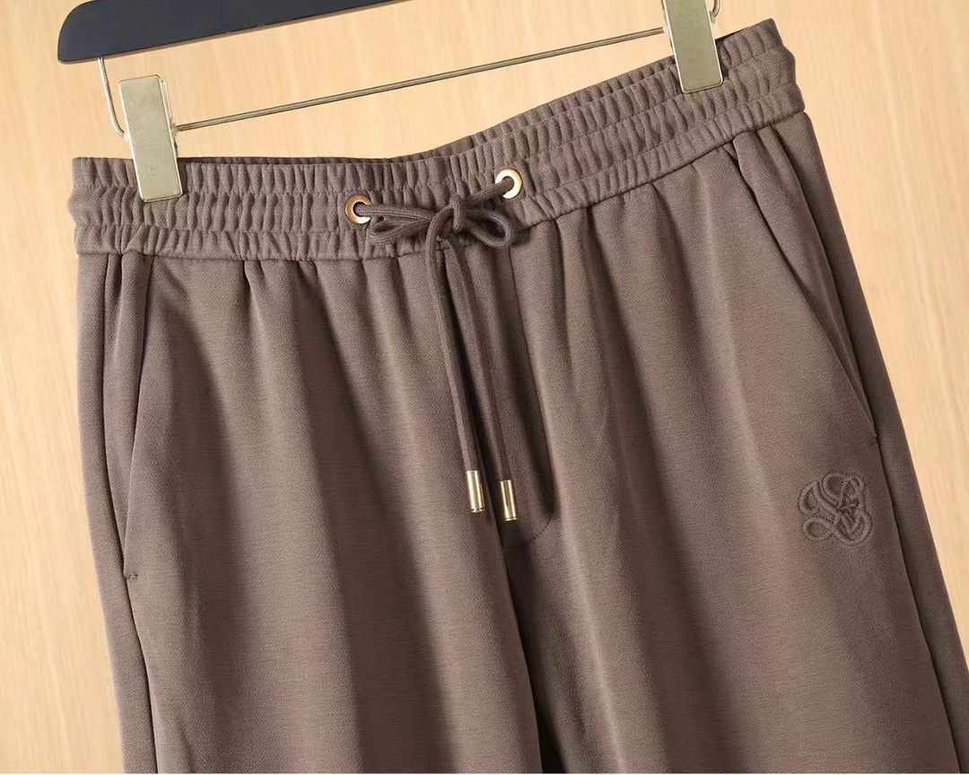 Loewe罗意威 硬货推荐！2025秋冬专柜新品大爆款高端休闲裤松紧裤！奢华品牌logo重工艺点缀 随意