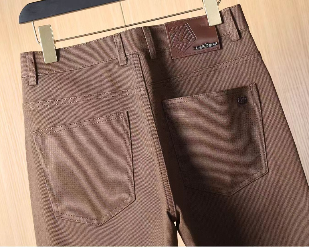 Zegna杰妮亚 2025秋冬亚洲专柜系列最新款！高端订制修身偏小脚休闲裤 定制五金辅料 日常商务时尚休