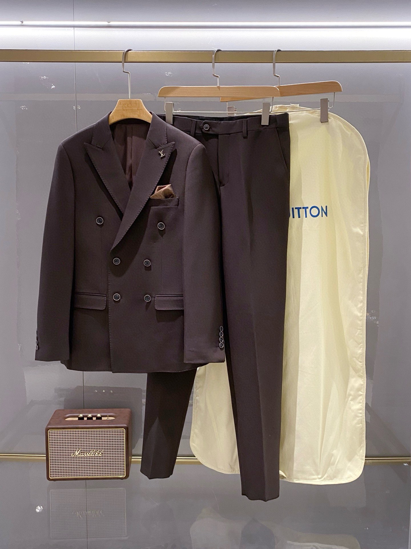 LV驴家 咖色双排扣套西 25Fw秋冬季新款咖色套装西服西装套装 -Loui*s男士套西潮流时尚的职场风