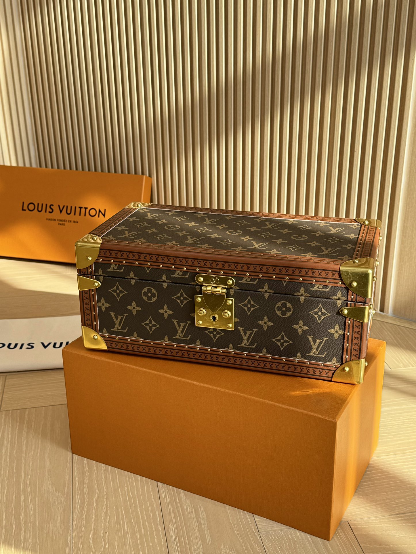 Louis Vuitton Haute Couture Haute Couture Ready-to-Wear Clothing Dress 3