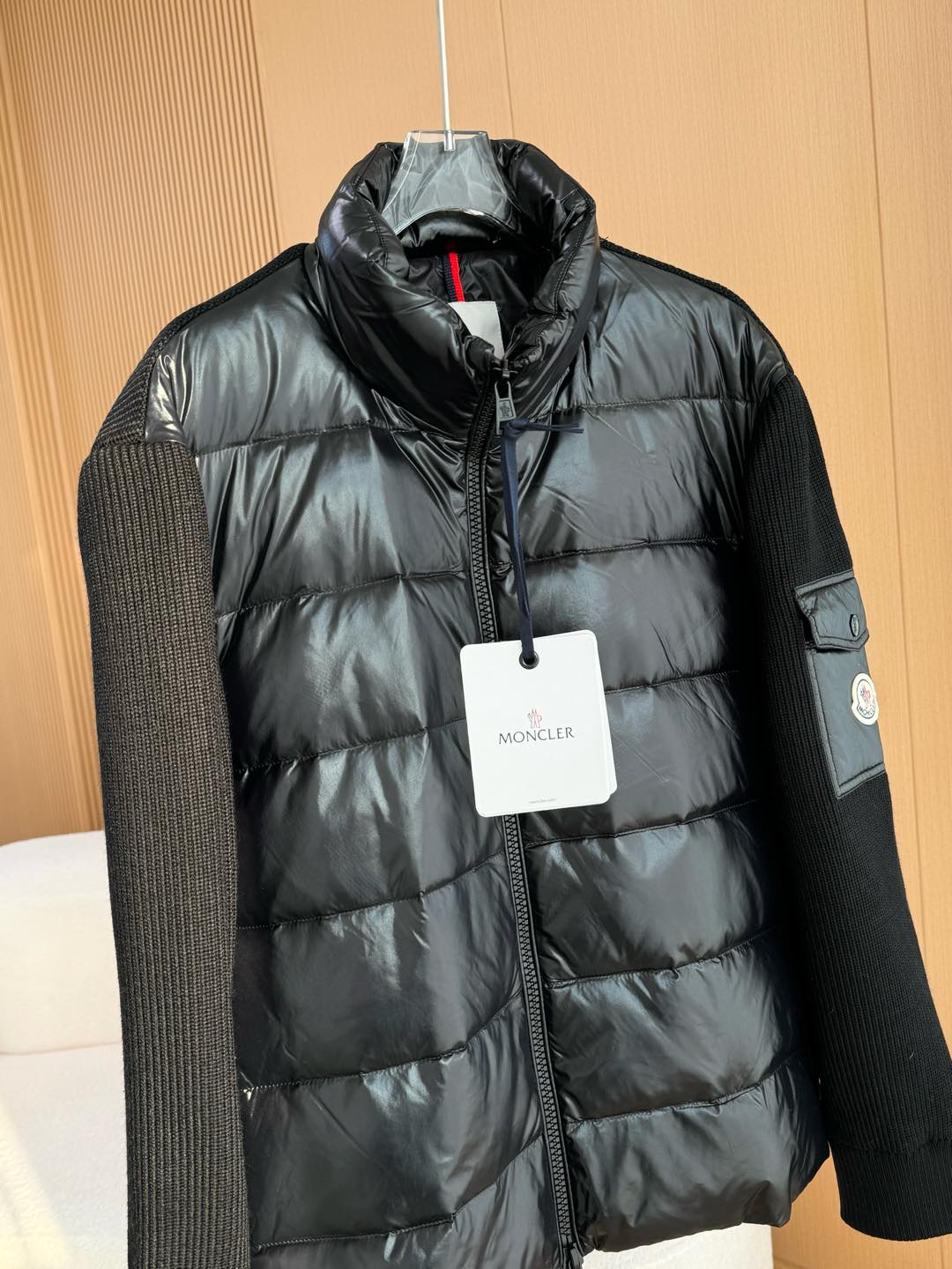 Moncler Abbigliamento Cardigan Giacca & Soprabito Piumino Maglione Ricamo Lavorazione a maglia Lana Collezione Autunno/Inverno Fashion Casual 3 i1735311739315 1920 0 1