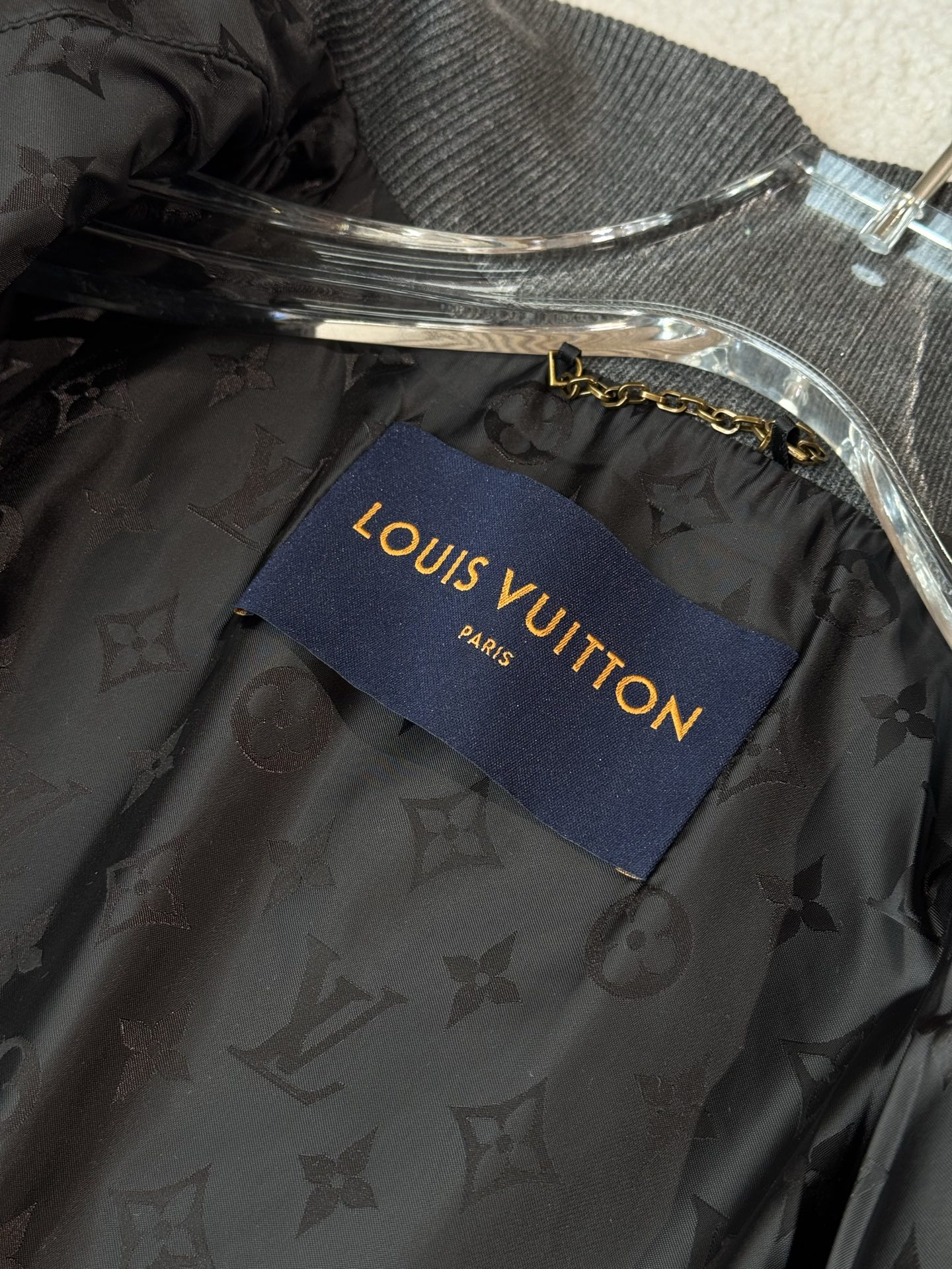 NO:518399,Complete three standards, alexander wang19860909三标齐全,,alexander wang,Men's clothing