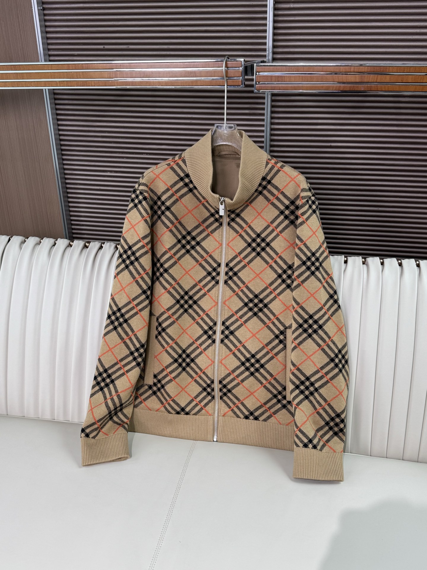 NO:547147,khaki, alexander wang19860909卡其色,,alexander wang,Men's clothing