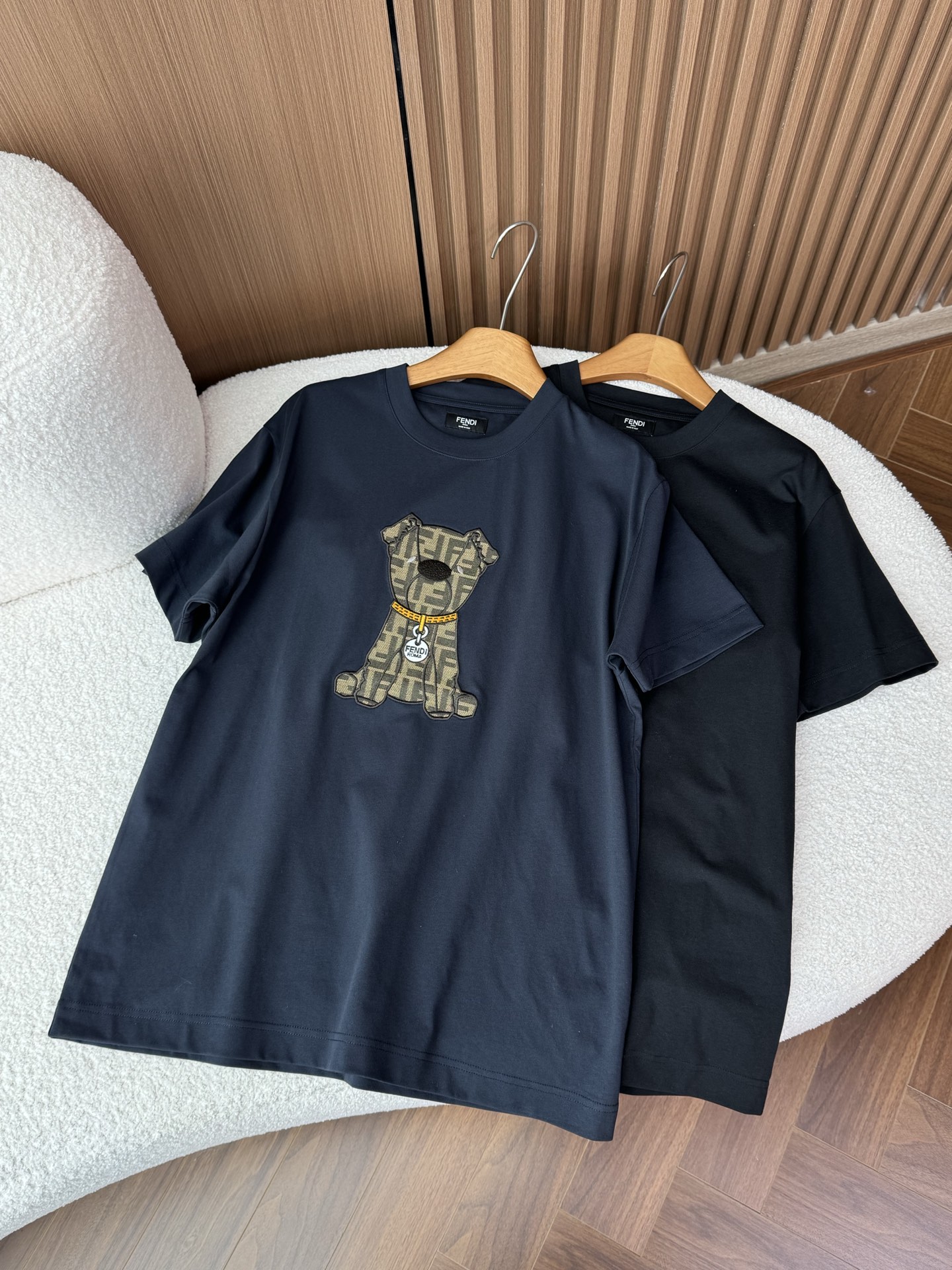 Fendi/芬迪 2026新款短袖棕色FF提花小狗棉质圆领休闲T恤✔️这是FENDI 2026春夏系列的