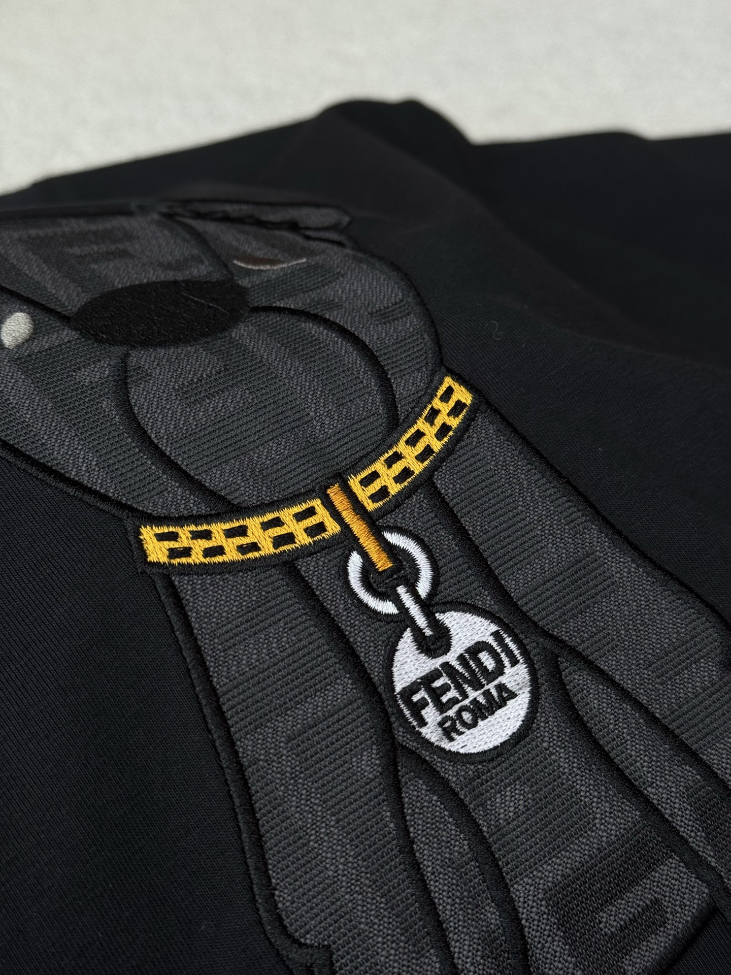 Fendi/芬迪 2026新款短袖棕色FF提花小狗棉质圆领休闲T恤✔️这是FENDI 2026春夏系列的