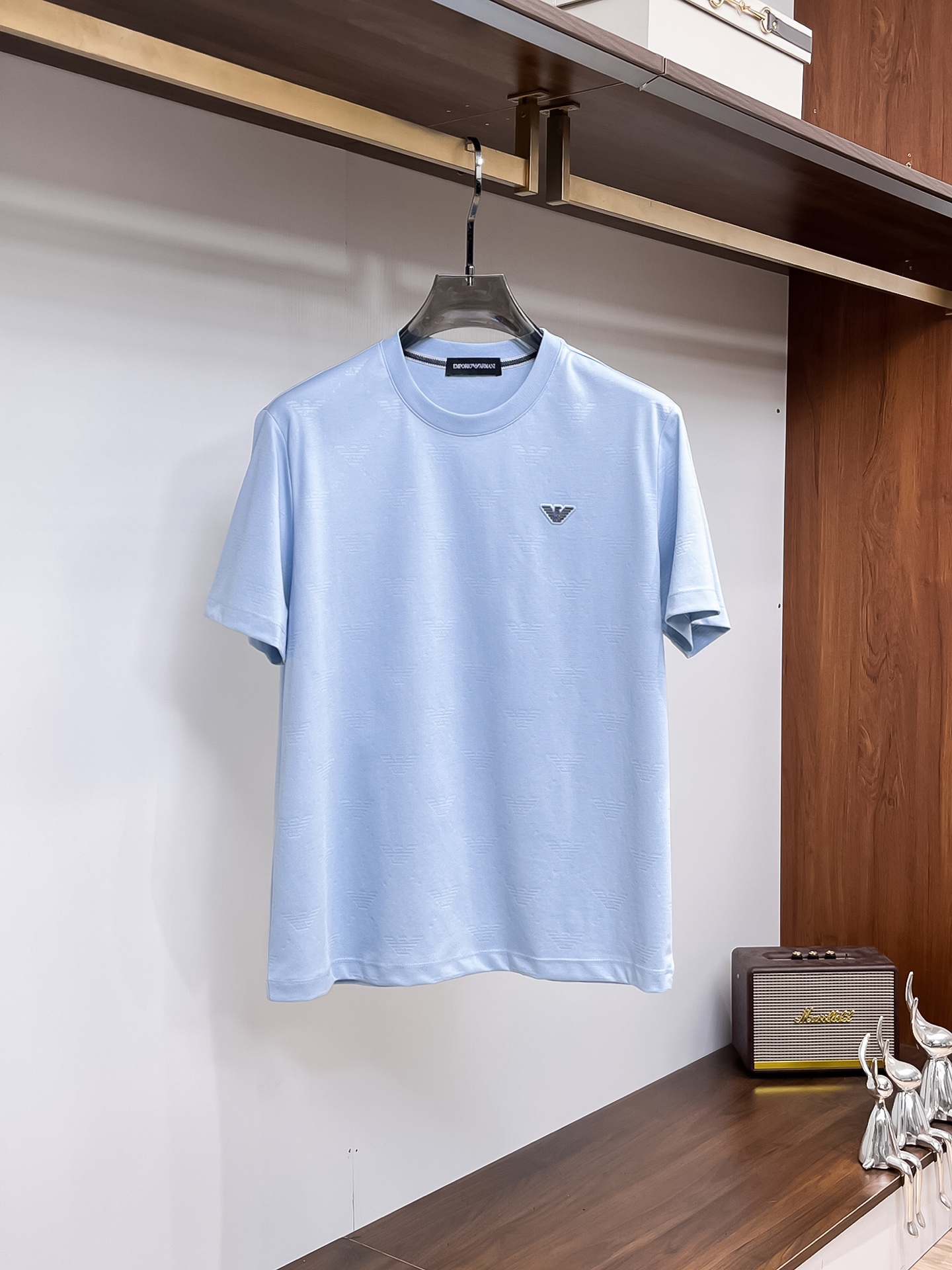 NO:159290,Armani 2025 new jacquard model number 87037 digit number M~3XL color black, white, gray, blue, armani, alexander wang19860909Armani 2025 新款提花 款号87037 码数M~3XL 颜色黑,白,灰,兰,,armani,alexander wang,Men's clothing