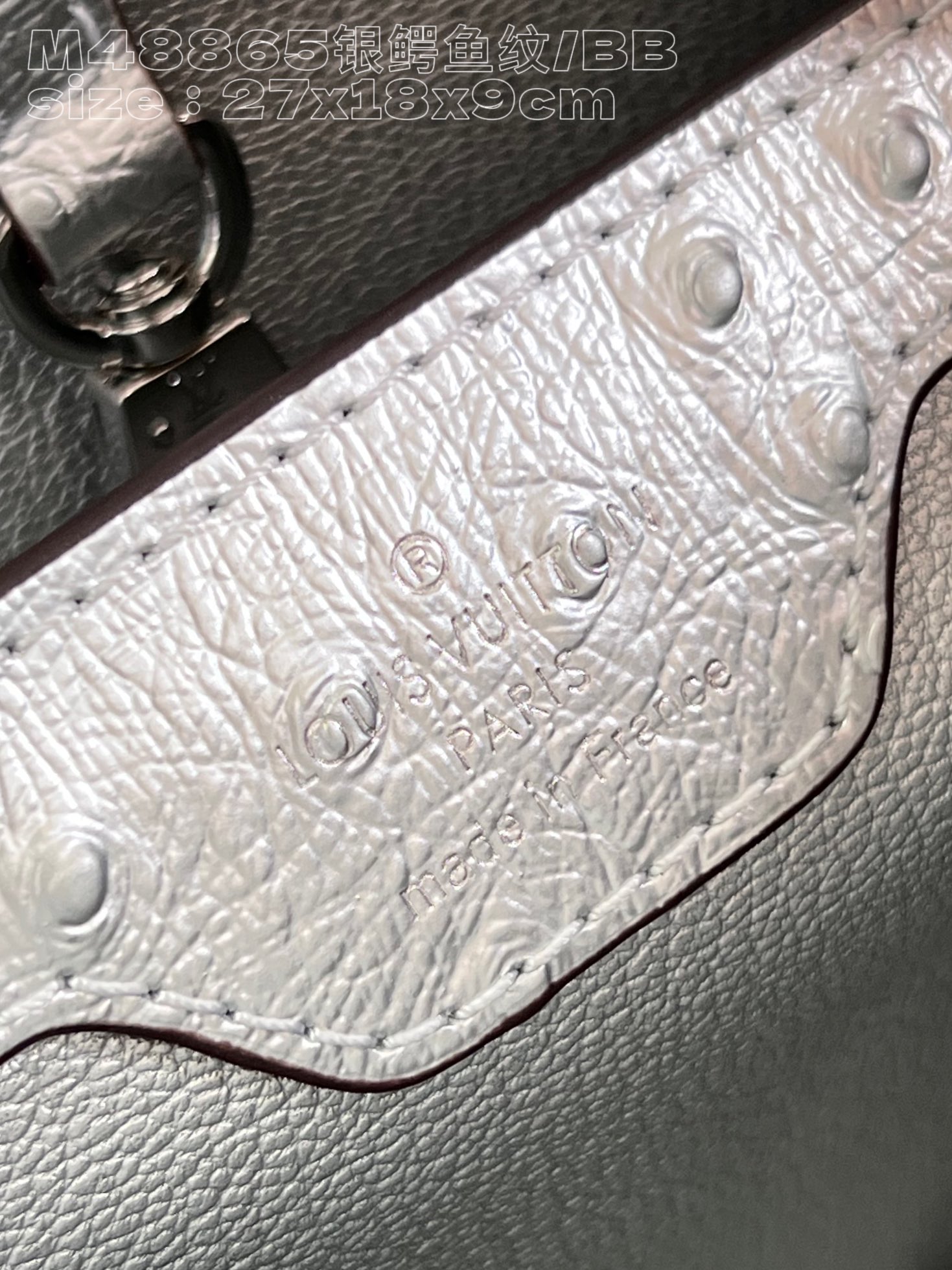 顶级原单M48865银色鸵鸟纹/小号本款CapucinesBB手袋采用Taurillon皮革塑造玲珑构型