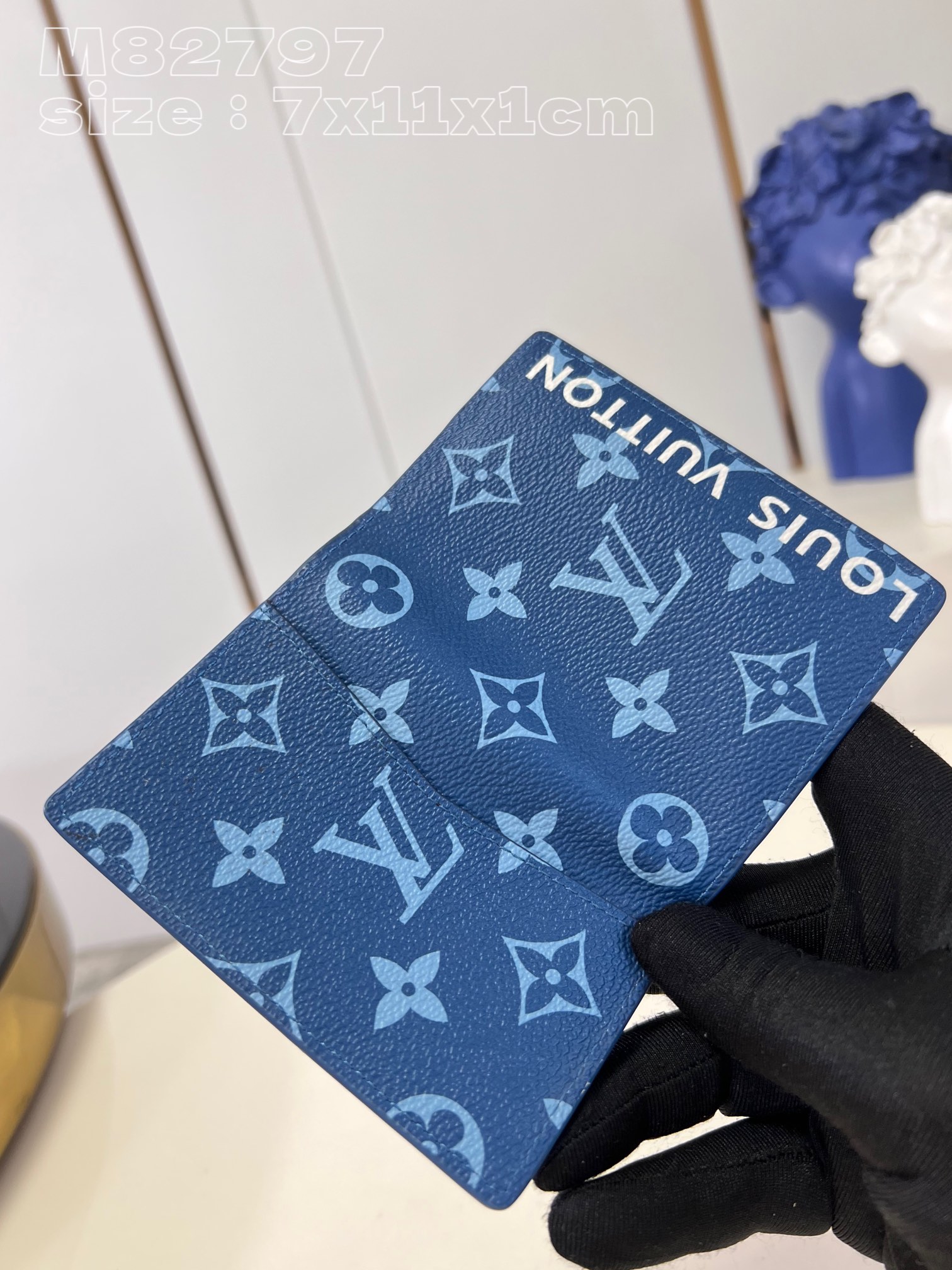路易威登 Louis Vuitton 高定典藏名品高定成衣时装外套连衣裙衬衫T恤 #7EE5333D 4