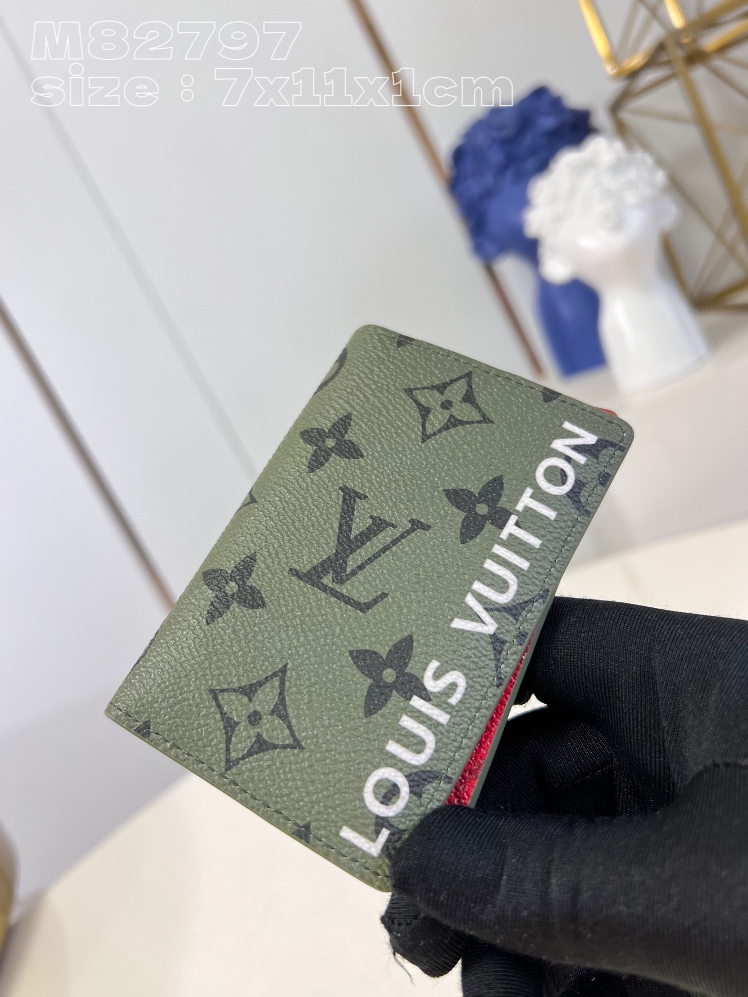 Louis Vuitton Haute Couture Haute Couture Ready-to-Wear Clothing Dress 2
