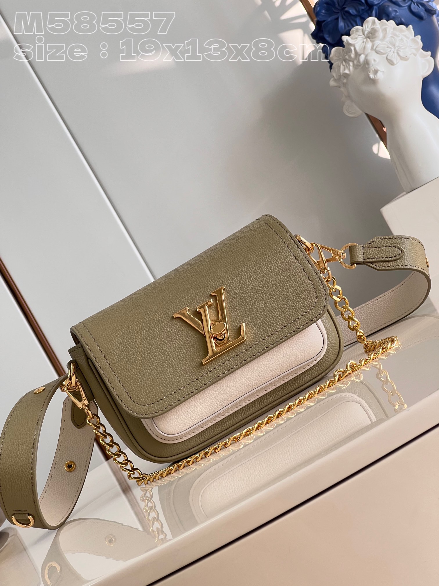 Louis Vuitton LV Lockme Tender Bags Handbags Green Polishing Cowhide Fall Collection Chains M58557
