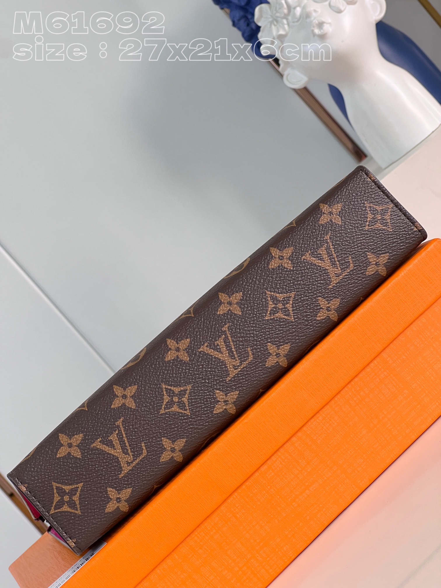 Louis Vuitton Haute Couture Classic Luxury Handbag Shoulder Crossbody 6