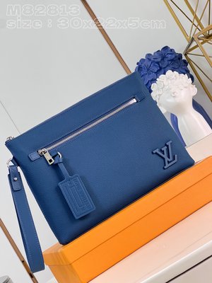 Louis Vuitton Clutches & Pouch Bags M82813