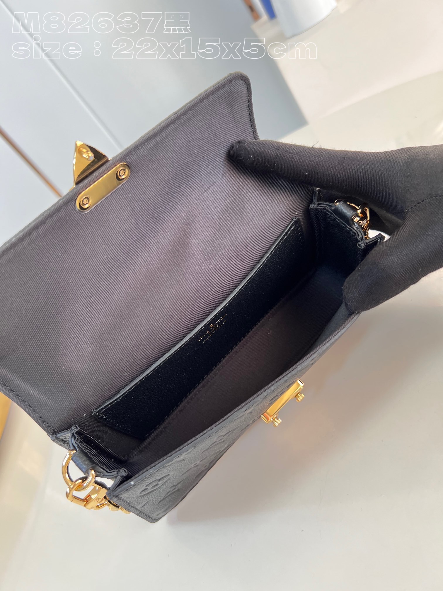 顶级原单M82637黑WalletOnChainMetis手袋取材粒面MonogramEmpreinte