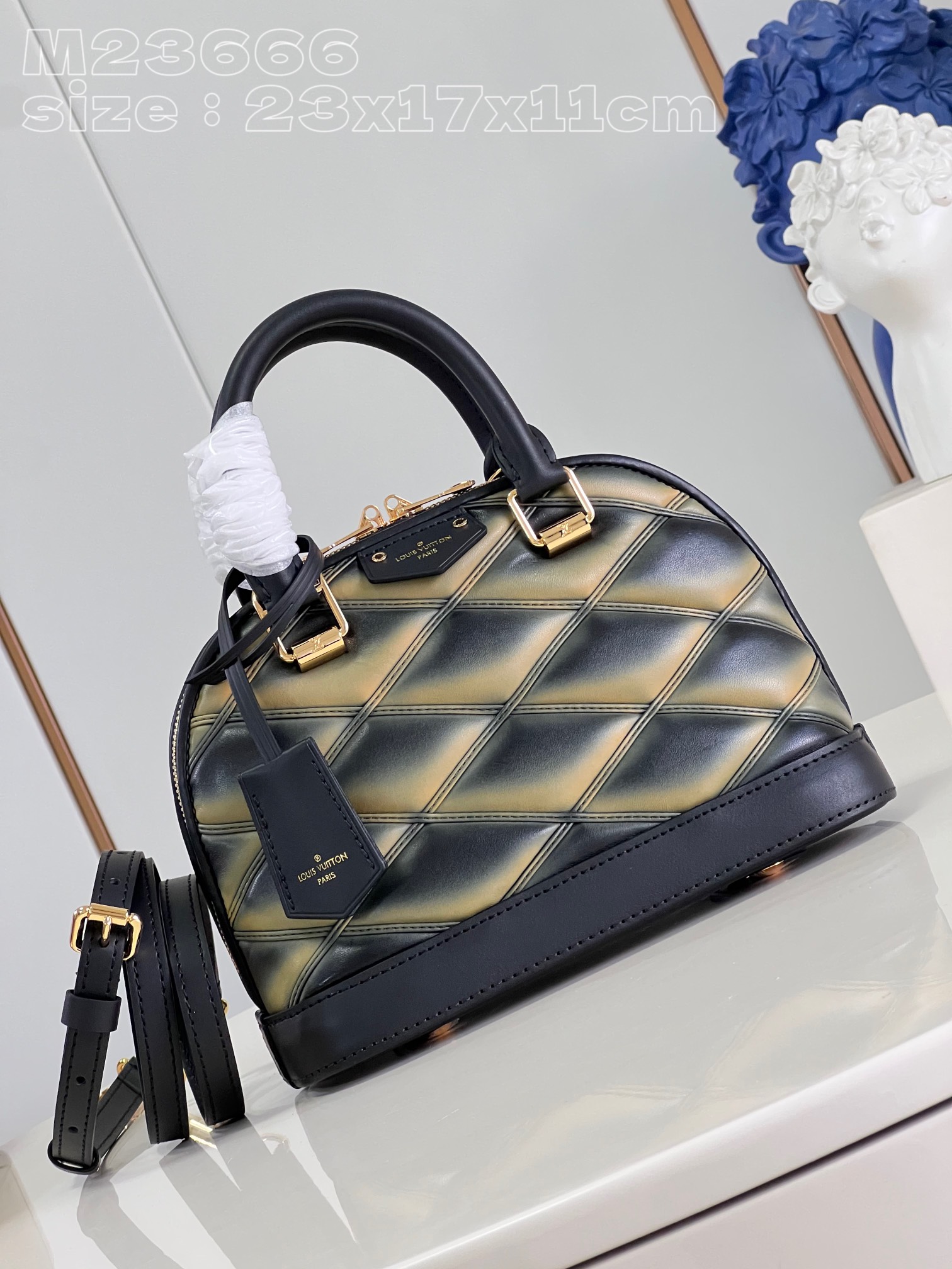 Louis Vuitton LV Alma BB Bags Handbags Sheepskin M23666