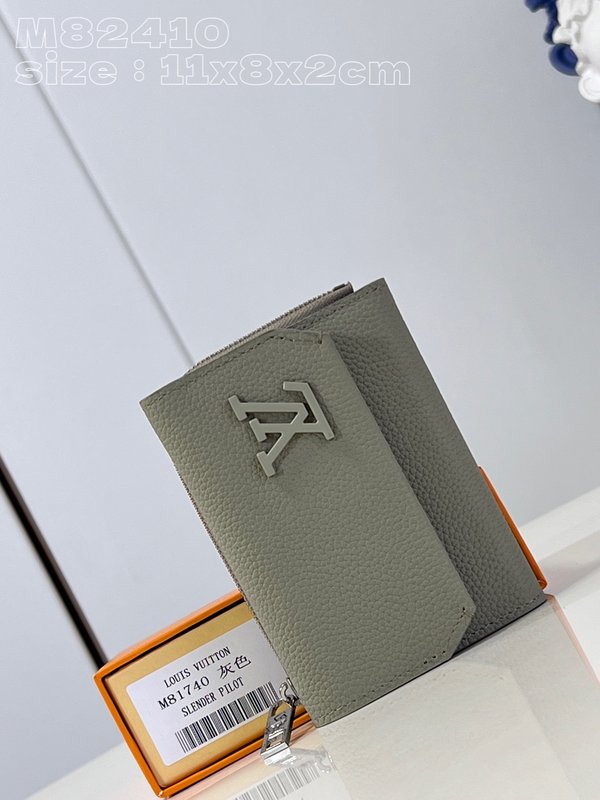 Louis Vuitton Wallet Top Quality Green Grey Cowhide M82410