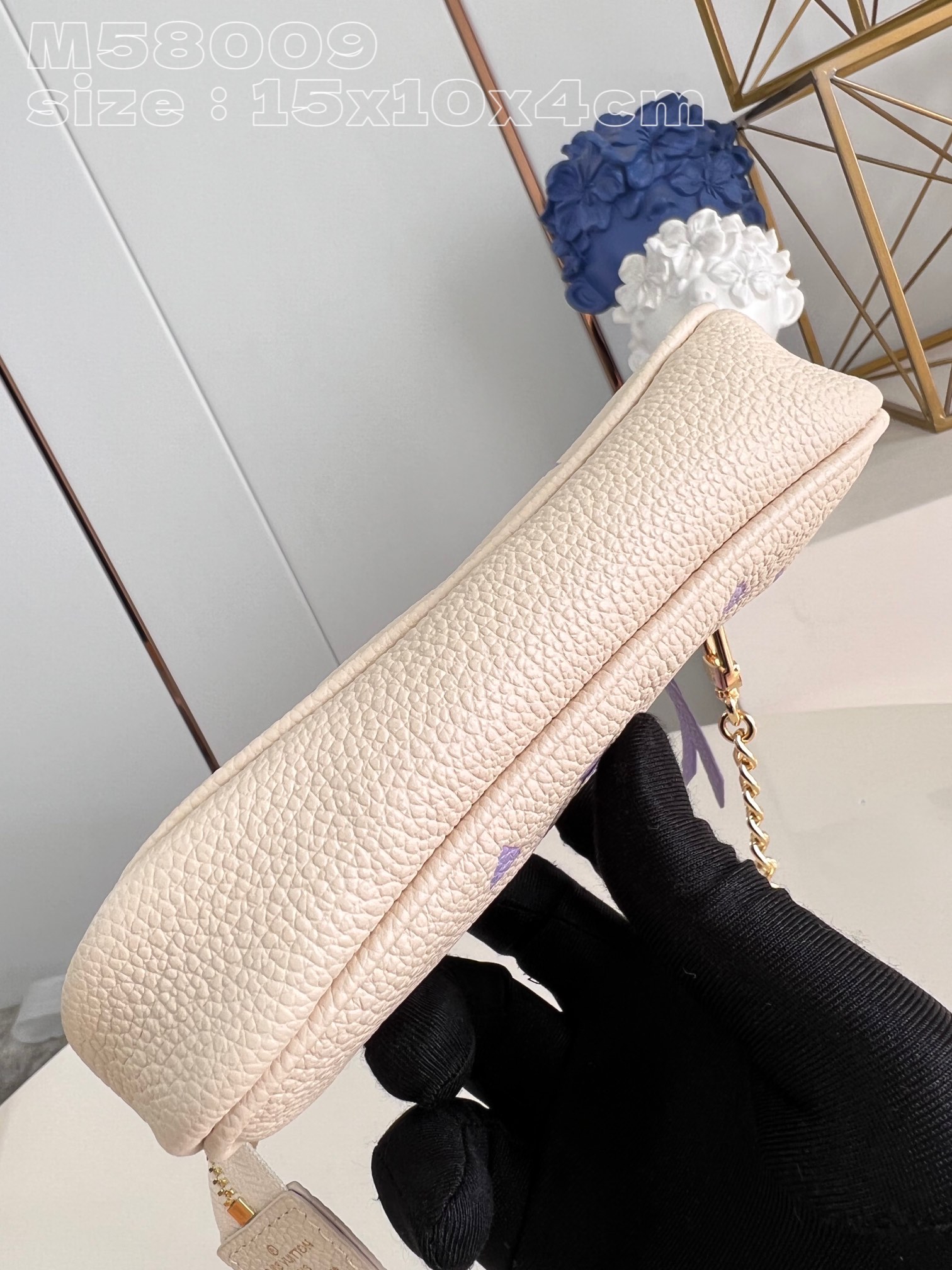 顶级原单M58009香芋紫本款MiniPochetteAccessoires手拿包为MonogramEm