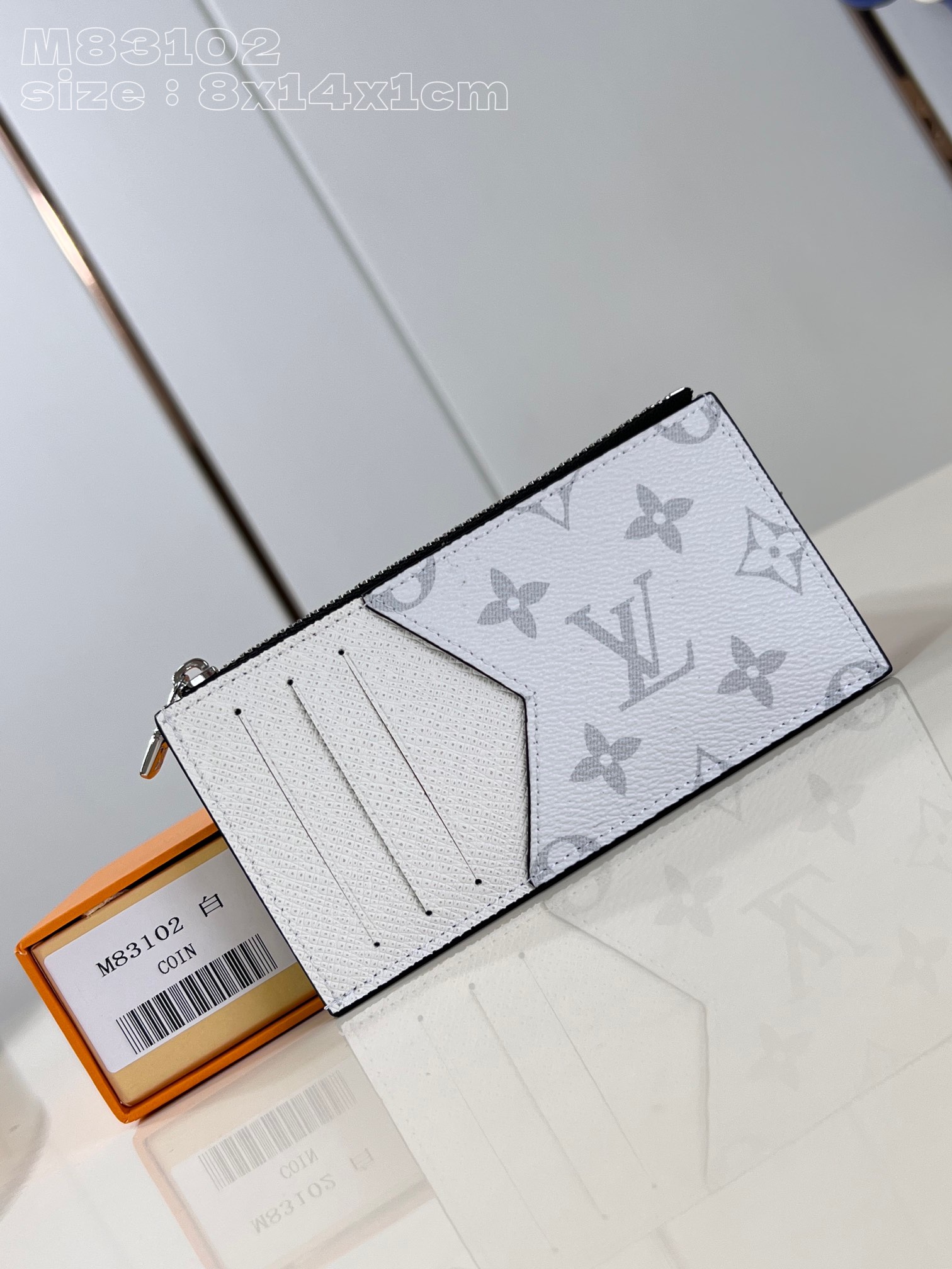 Louis Vuitton Flawless
 Wallet Card pack White Monogram Canvas Summer Collection M83102