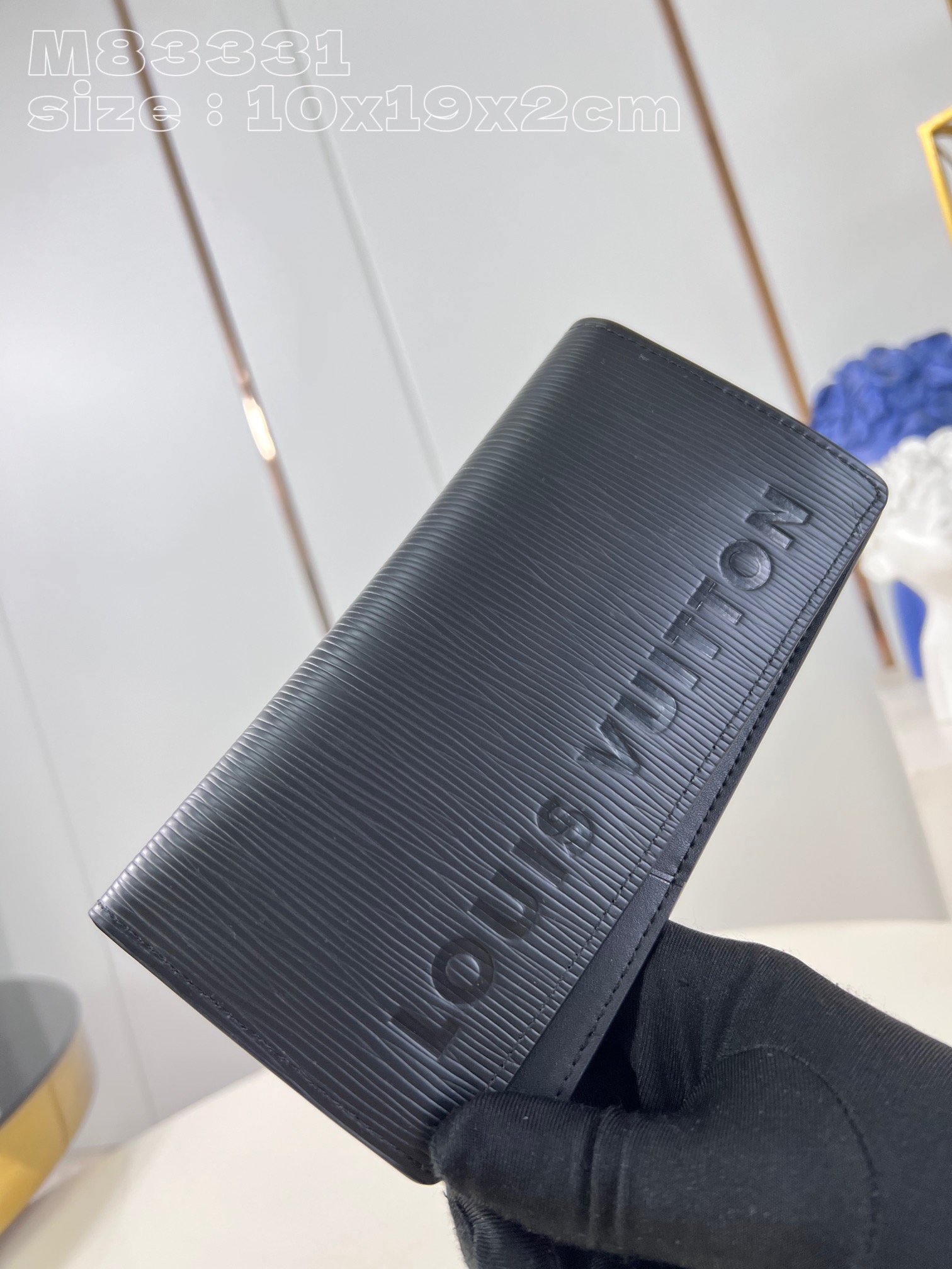 NO:401729,【Exclusive real photo M83331】Brazza wallet contains multiple credit card slots and banknote compartments, which are very practical. Elegant and soft Epi leather material, perfect for daily carrying. 10 x 19 x 2 cm (length x height x width) C.260,LV [original leather],louis vuitton19860909【独家实拍 M83331】Brazza 钱夹含有多个信用卡槽和纸币隔层,非常实用. 优雅柔软的 Epi 皮革材质,非常适合日常携带.10 x 19 x 2厘米 (长度 x 高 x 宽) C.260,LV【原厂皮】,louis vuitton,Bag