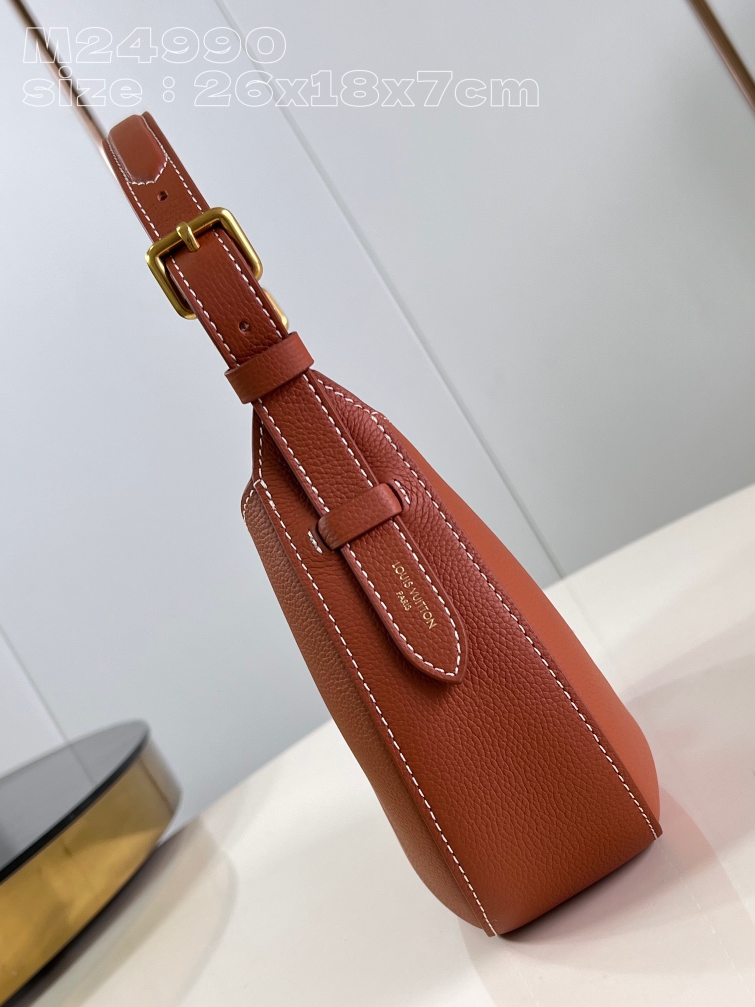 顶级原单M24990棕M24885本款LowKeyShoulderBag手袋以华美设计再度印证品牌精湛匠