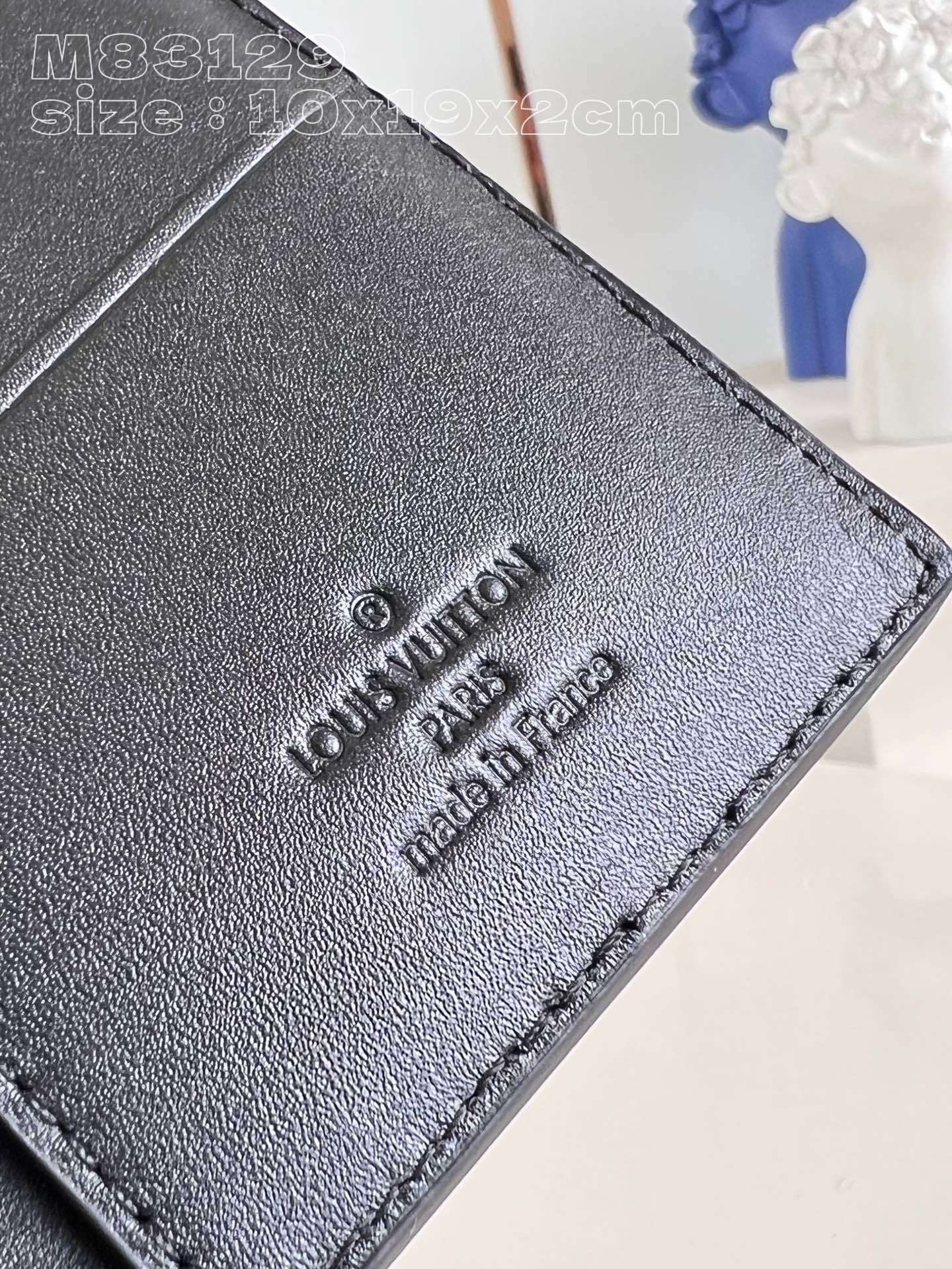 顶级原单M83129以最高品质为傲的路易威登独家米莱吉姆皮革营造出永恒奢华的氛围的“Portefeuil