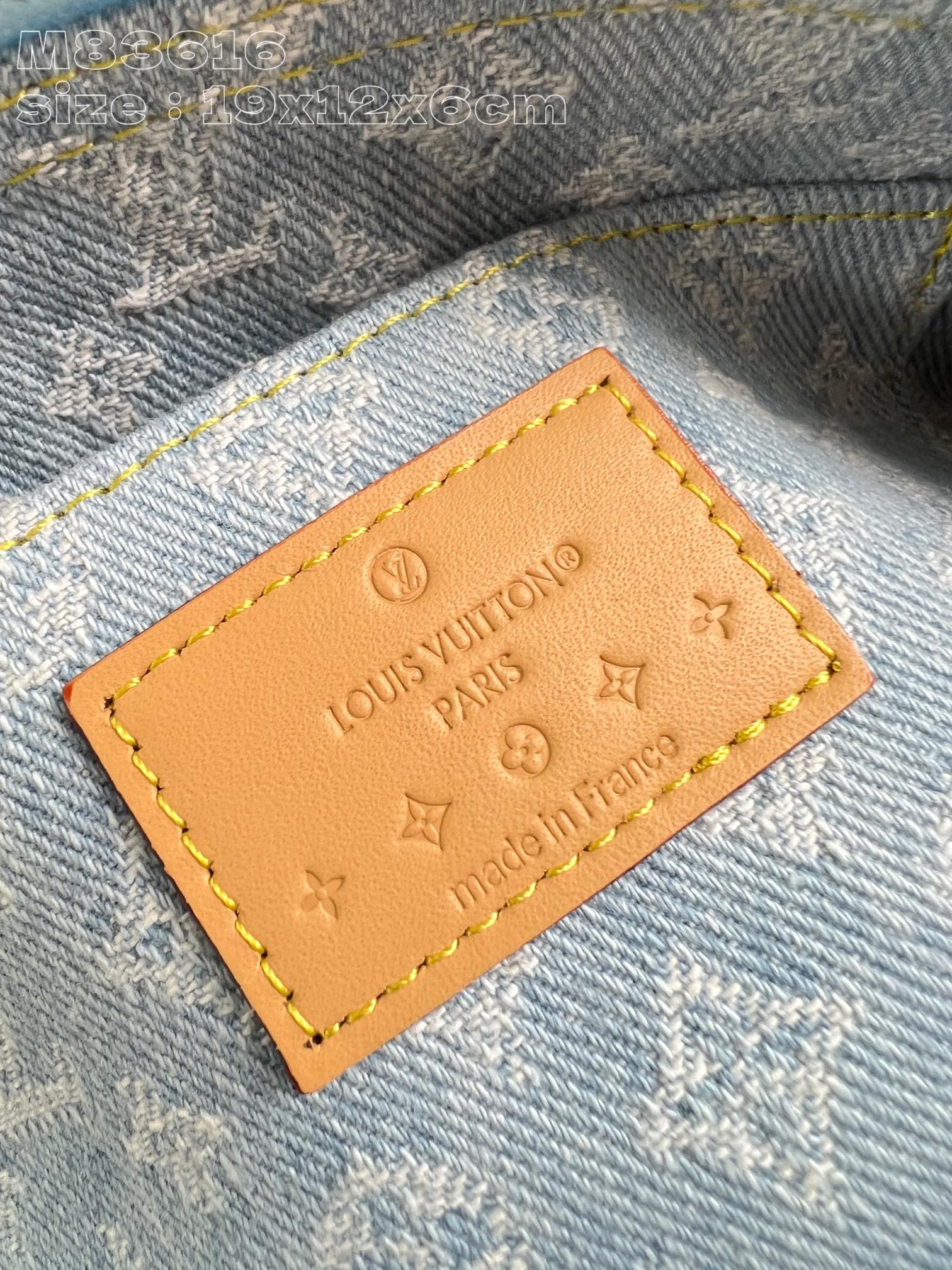 顶级原单M83616本款PochetteCosmétique化妆包采用MonogramDenim棉布将M