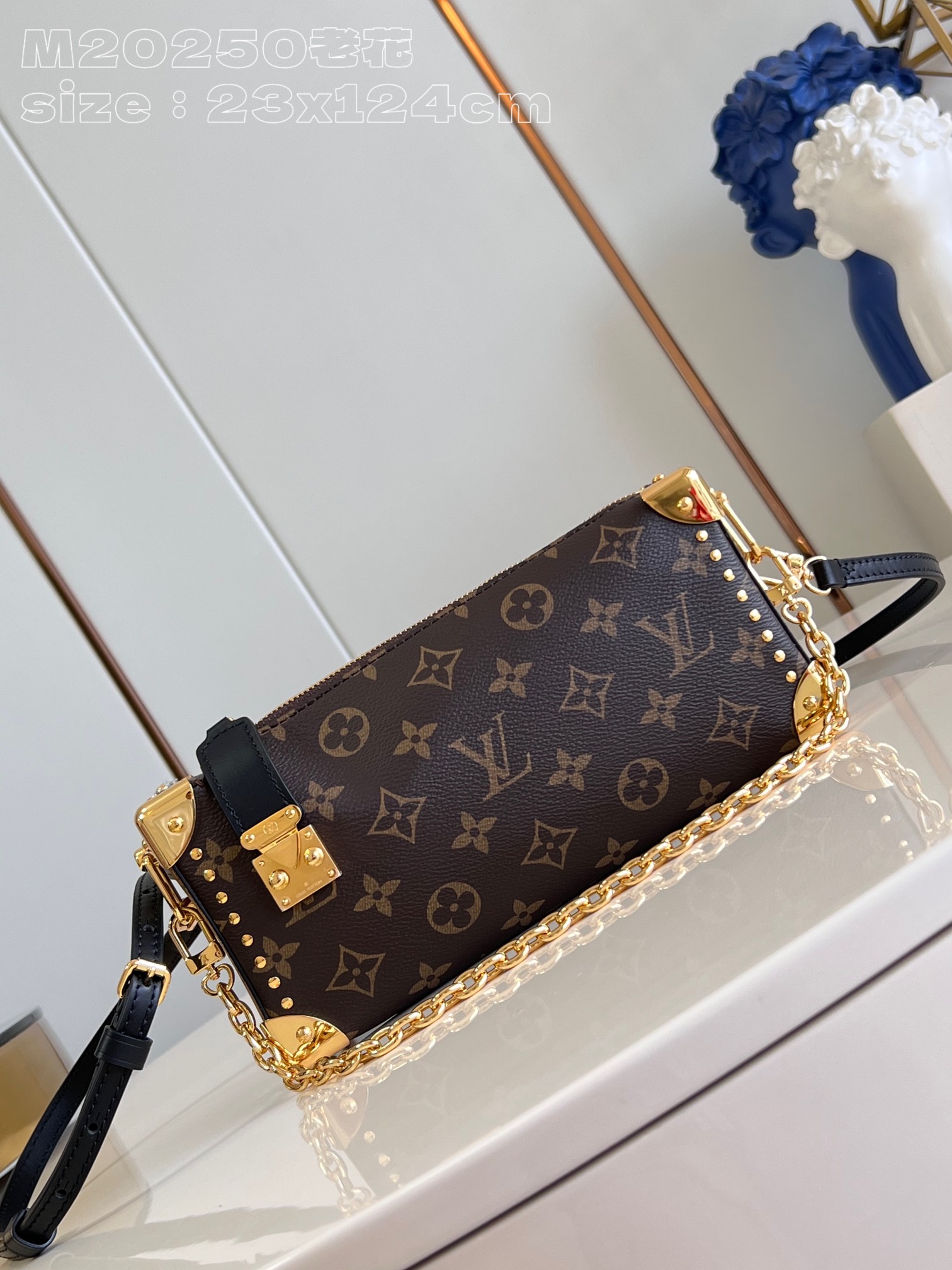 Louis Vuitton Tassen handtassen Koeienhuid Kettingen M20250