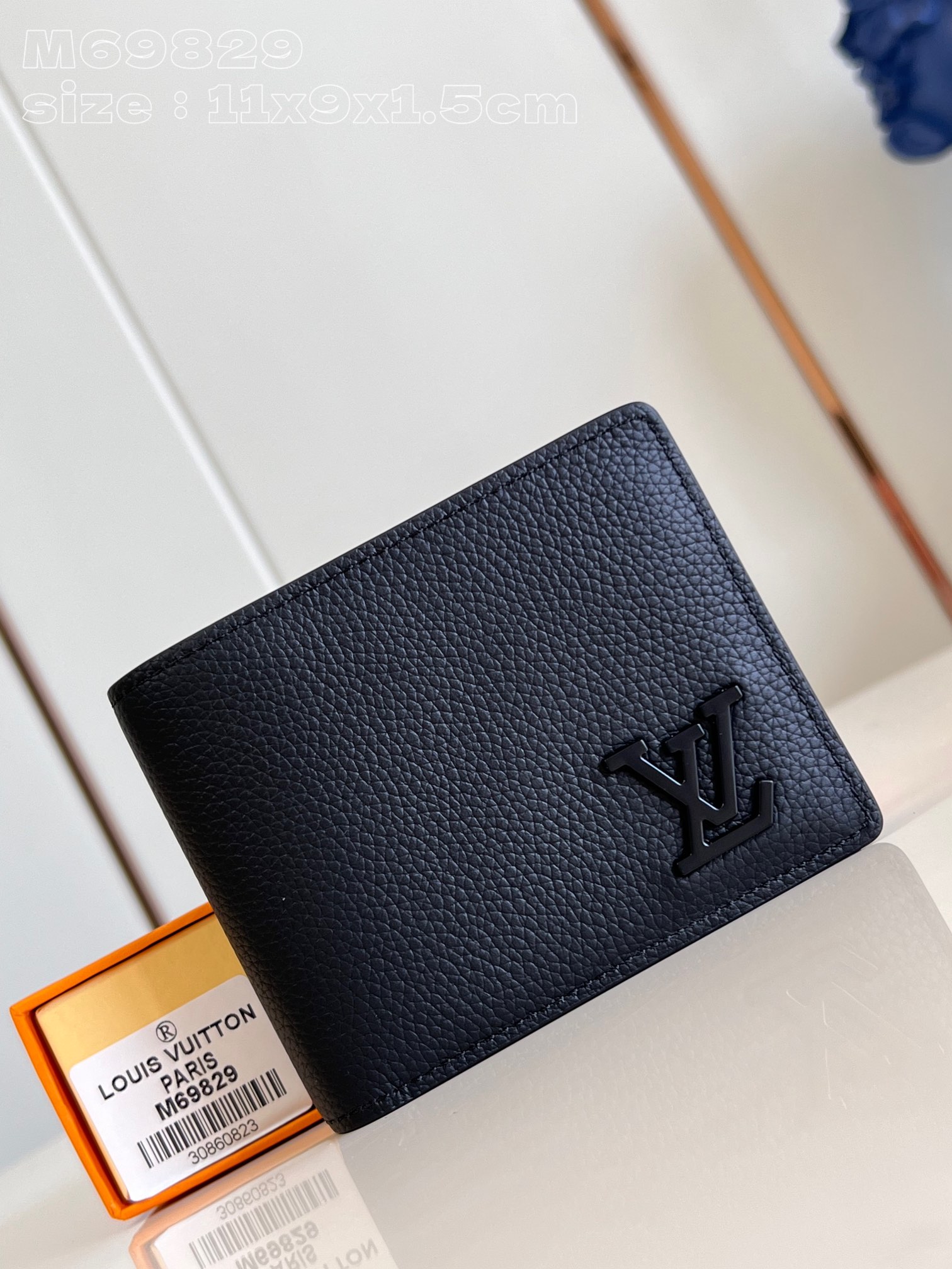 Louis Vuitton Wallet Black Cowhide M69829