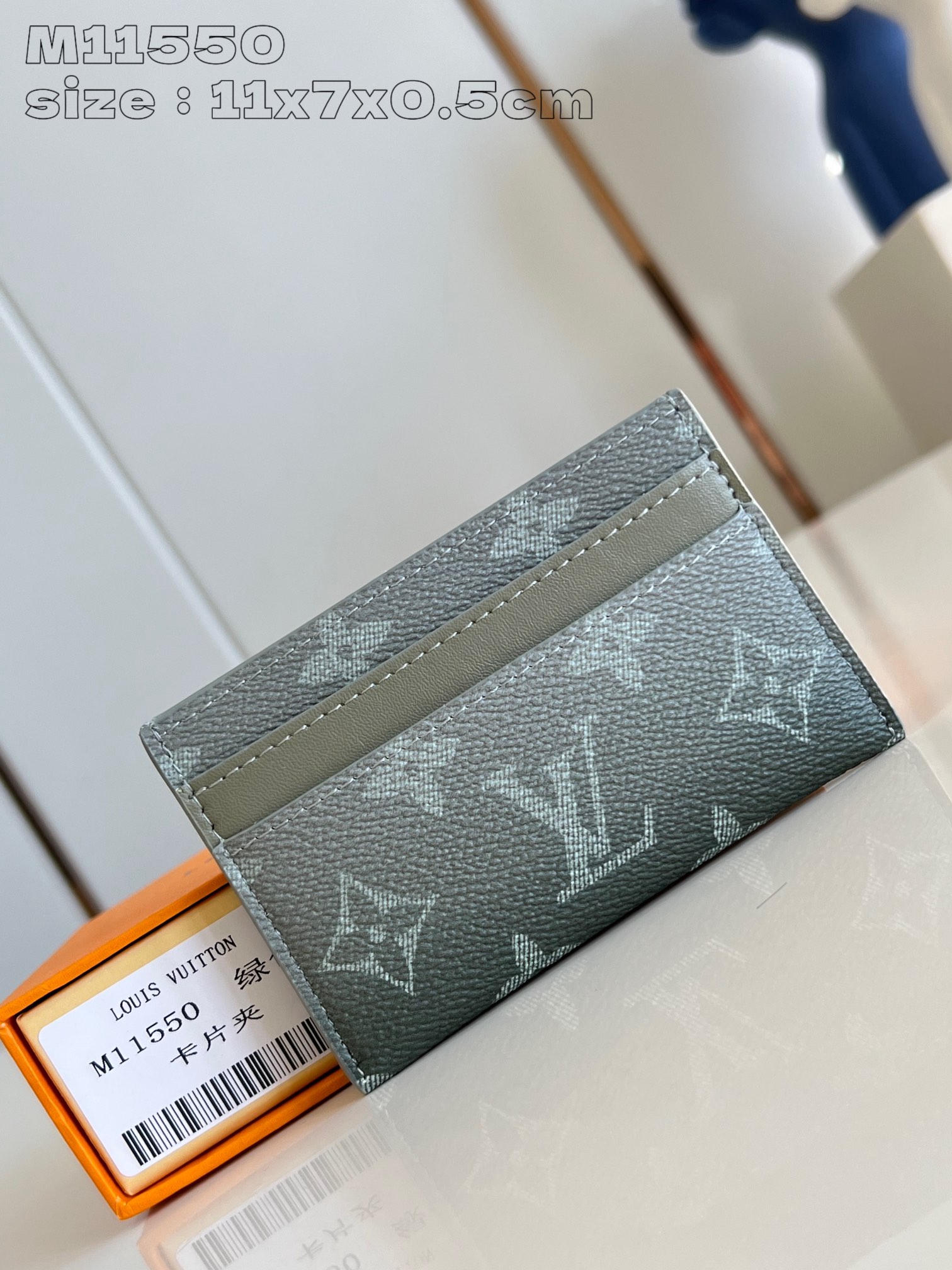 Louis Vuitton Wallet Card pack Green Monogram Canvas M11550