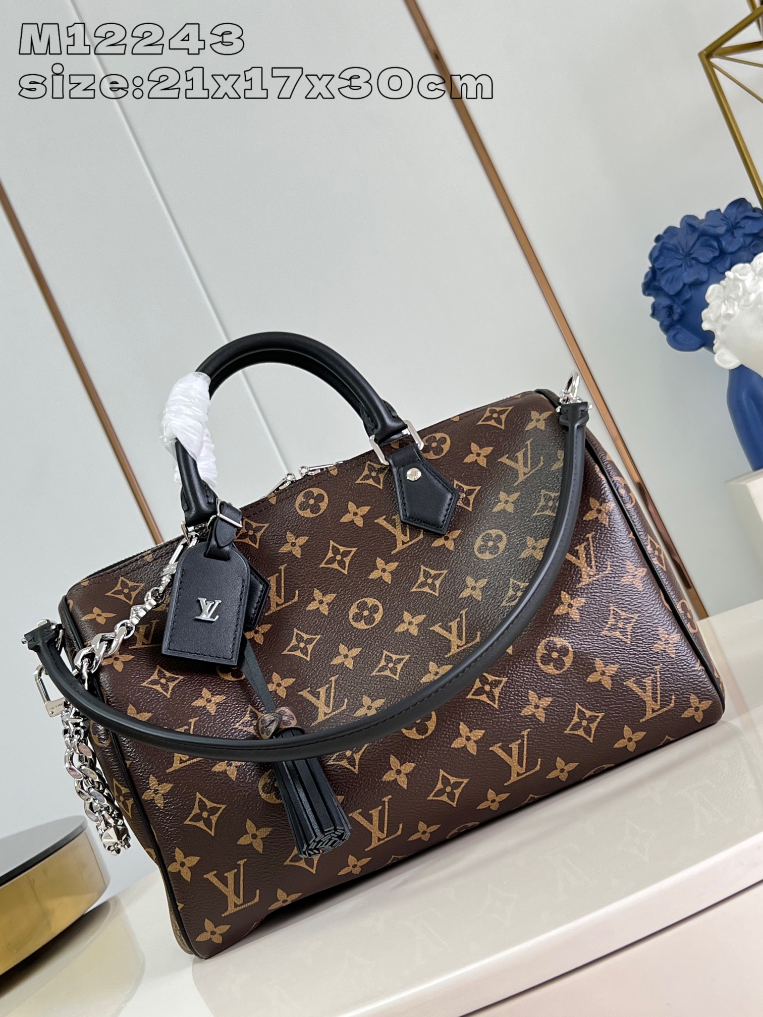 Louis Vuitton LV Speedy Sale
 Bags Handbags Monogram Canvas Chains M12243