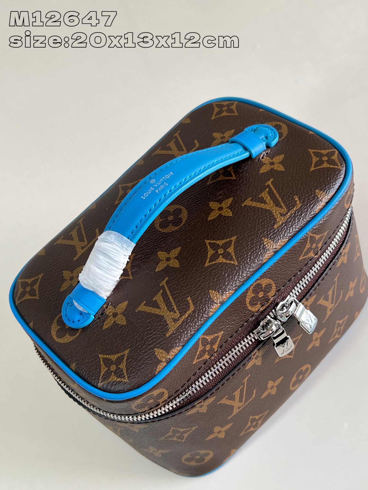顶级原单M12647蓝本款Nice迷你化妆包以MonogramMacassar帆布塑造精巧构型可轻松置入
