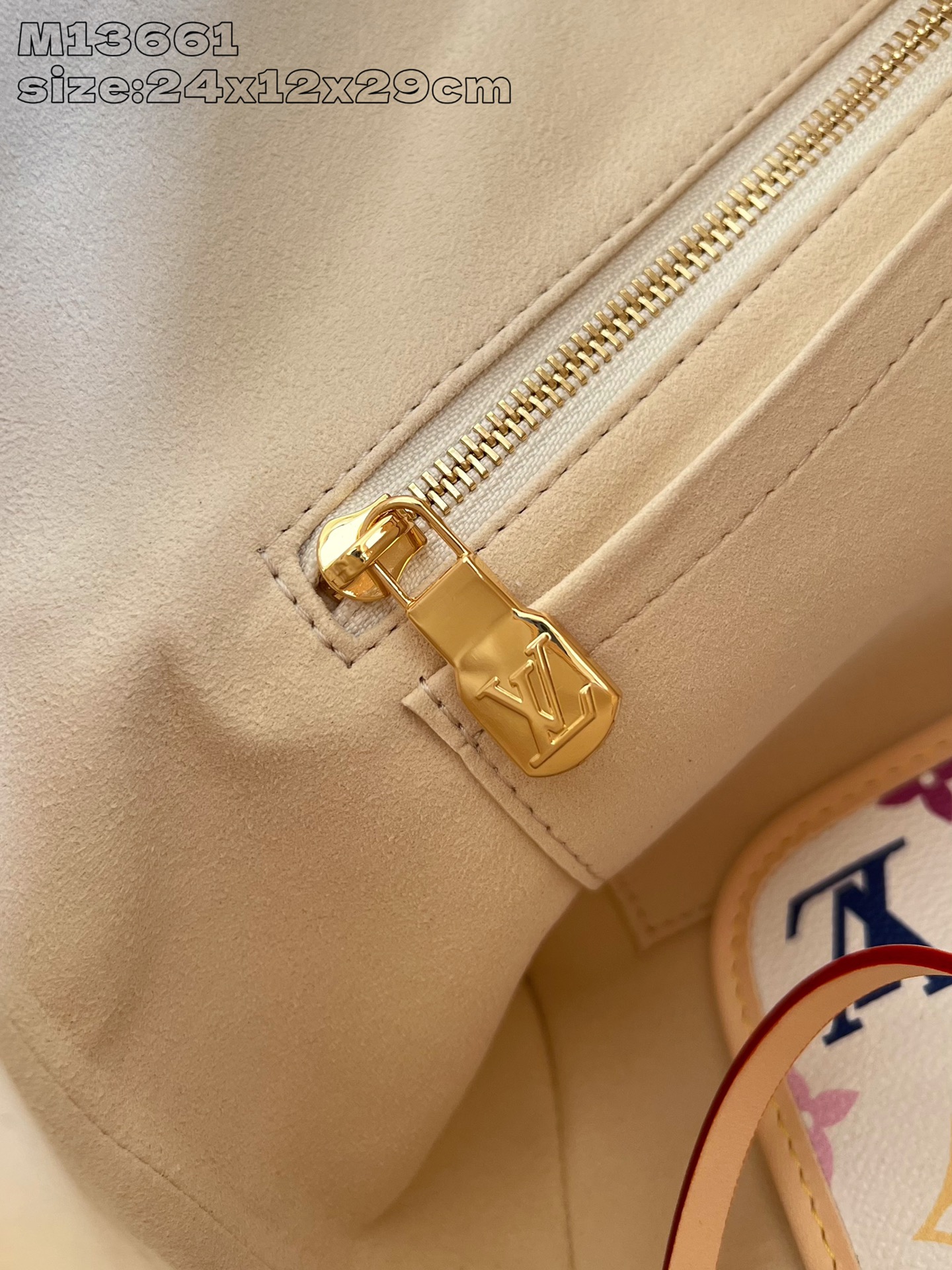 【顶级原单 M13661/对版  】 2025村上隆联名CarryAll 小号手袋采用三十三彩帆布和皮革