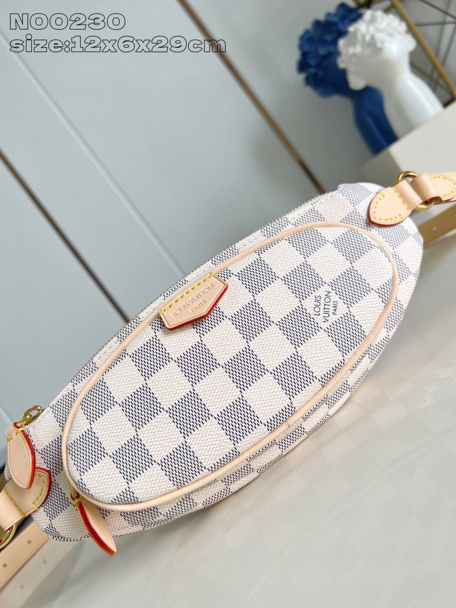 【顶级原单 N00230白格 】Keepit 腰包于 2025 春夏秀场初次亮相，为 Damier Az