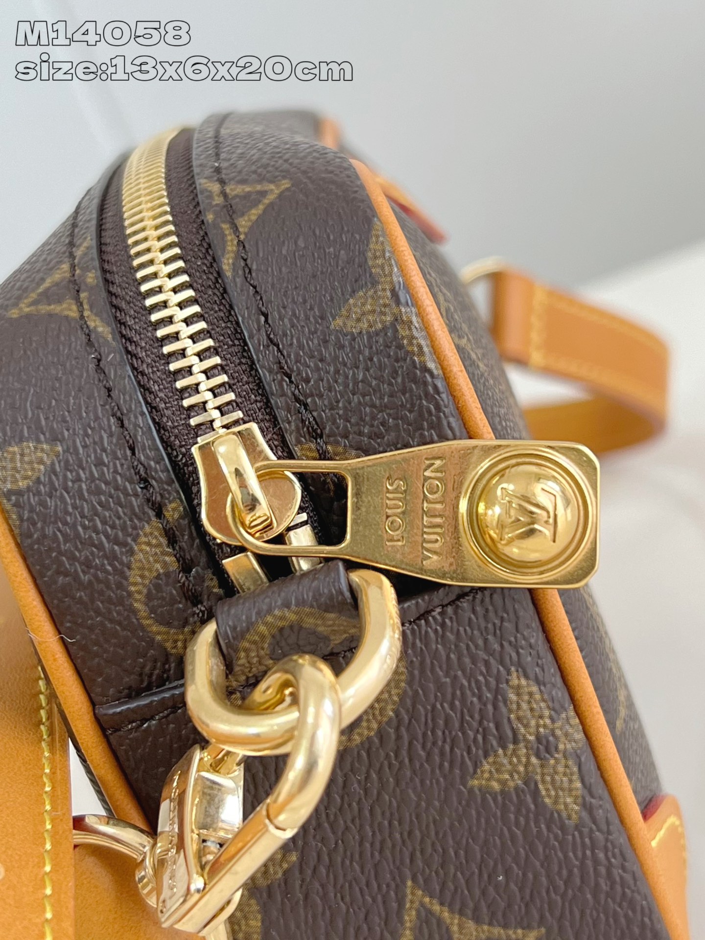 【顶级原单 M14058老花 】Trocadéro 迷你手袋采用 Monogram 帆布材质、复古牛皮革