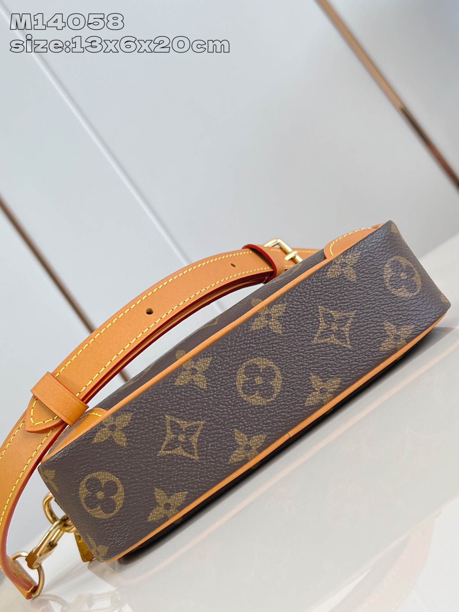 【顶级原单 M14058老花 】Trocadéro 迷你手袋采用 Monogram 帆布材质、复古牛皮革