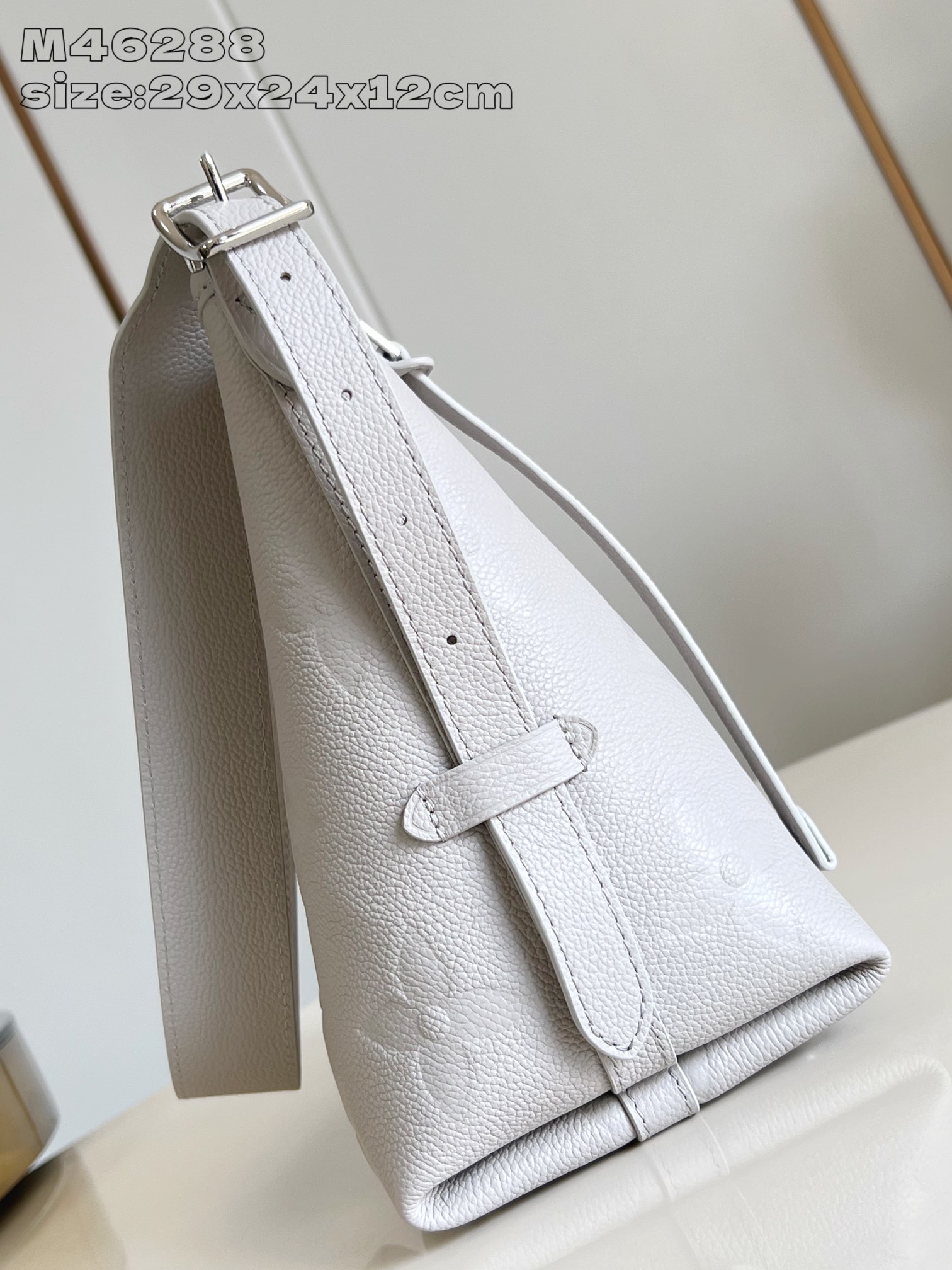 【顶级原单 M46288芋泥紫压花 】M12917  CarryAll 小号手袋取材 Monogram 