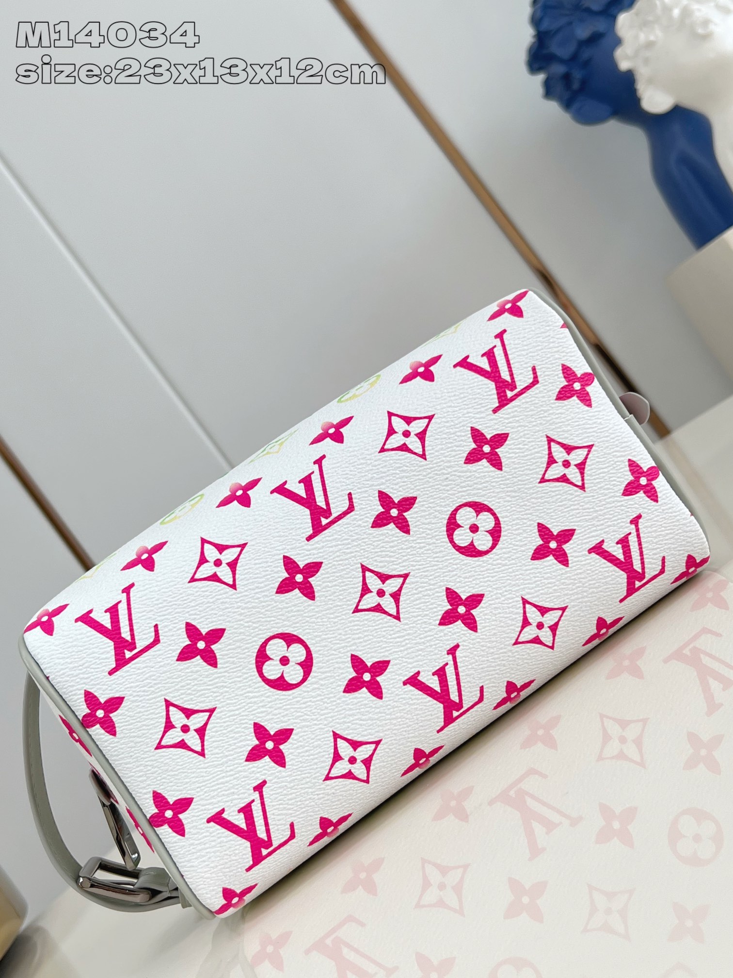 【顶级原单 M14034 】本款 Locker Dopp Kit 盥洗袋取材 Monogram 帆布，融