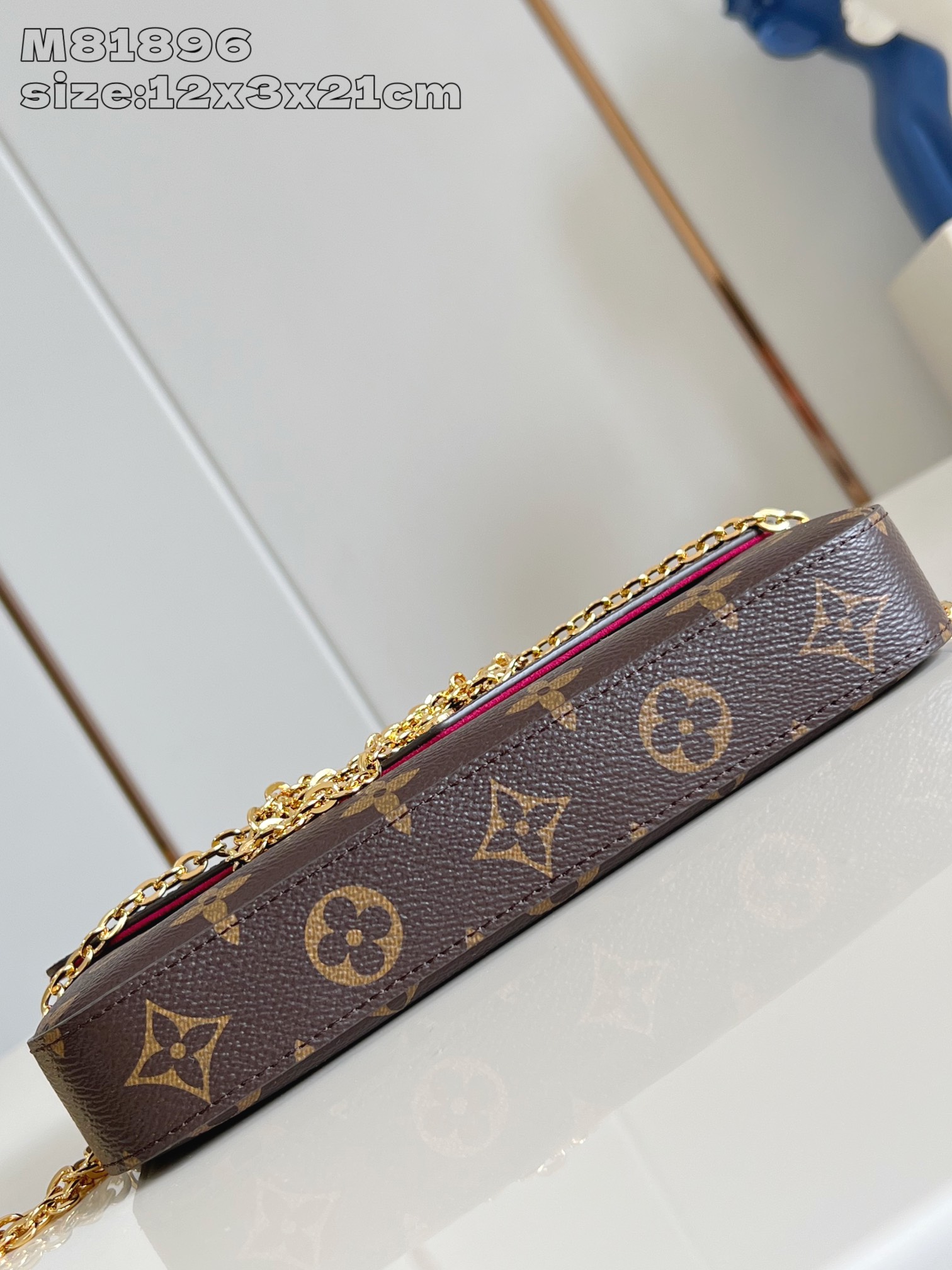 【顶级原单 M81896老花 】本款 Pochette Félicie 链条包选用 Monogram 帆