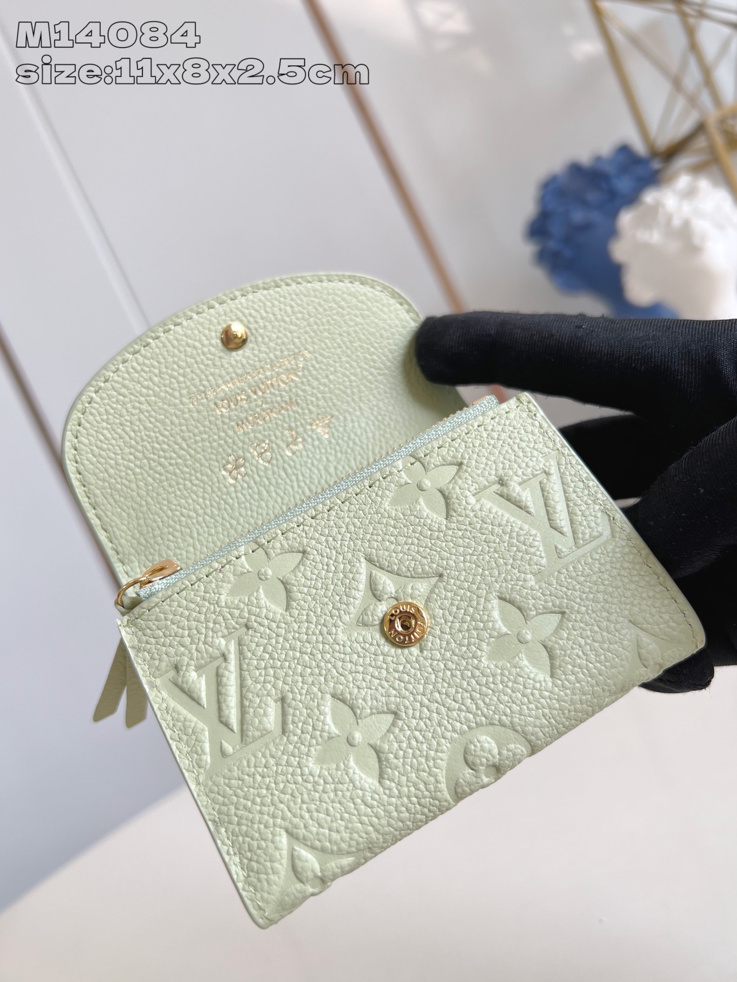【顶级原单 M14084绿 】這款Rosalie零錢包採用品牌經典的Monogram Empreinte